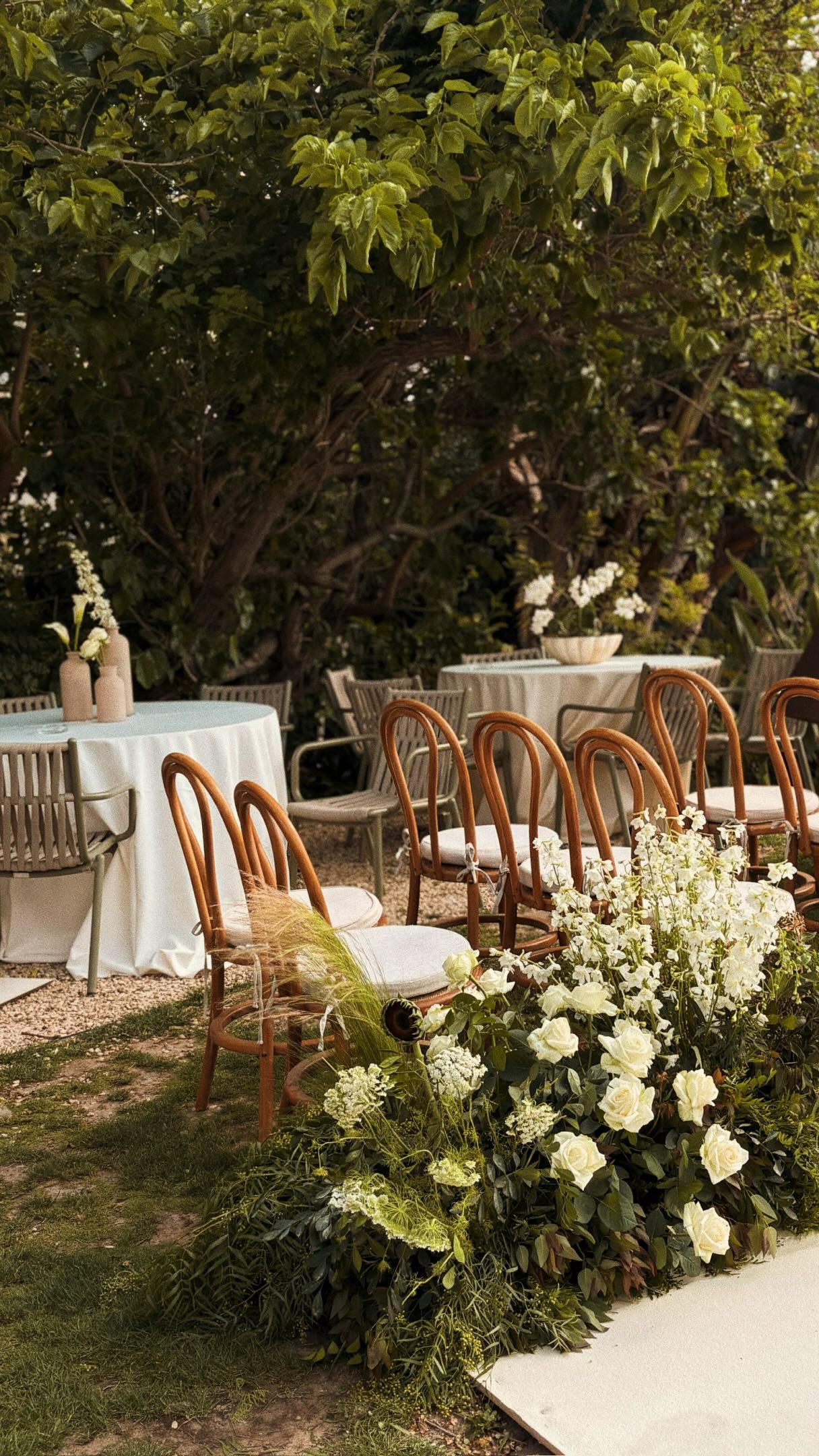 COMING SOON
Lee & Omer's full wedding design✨