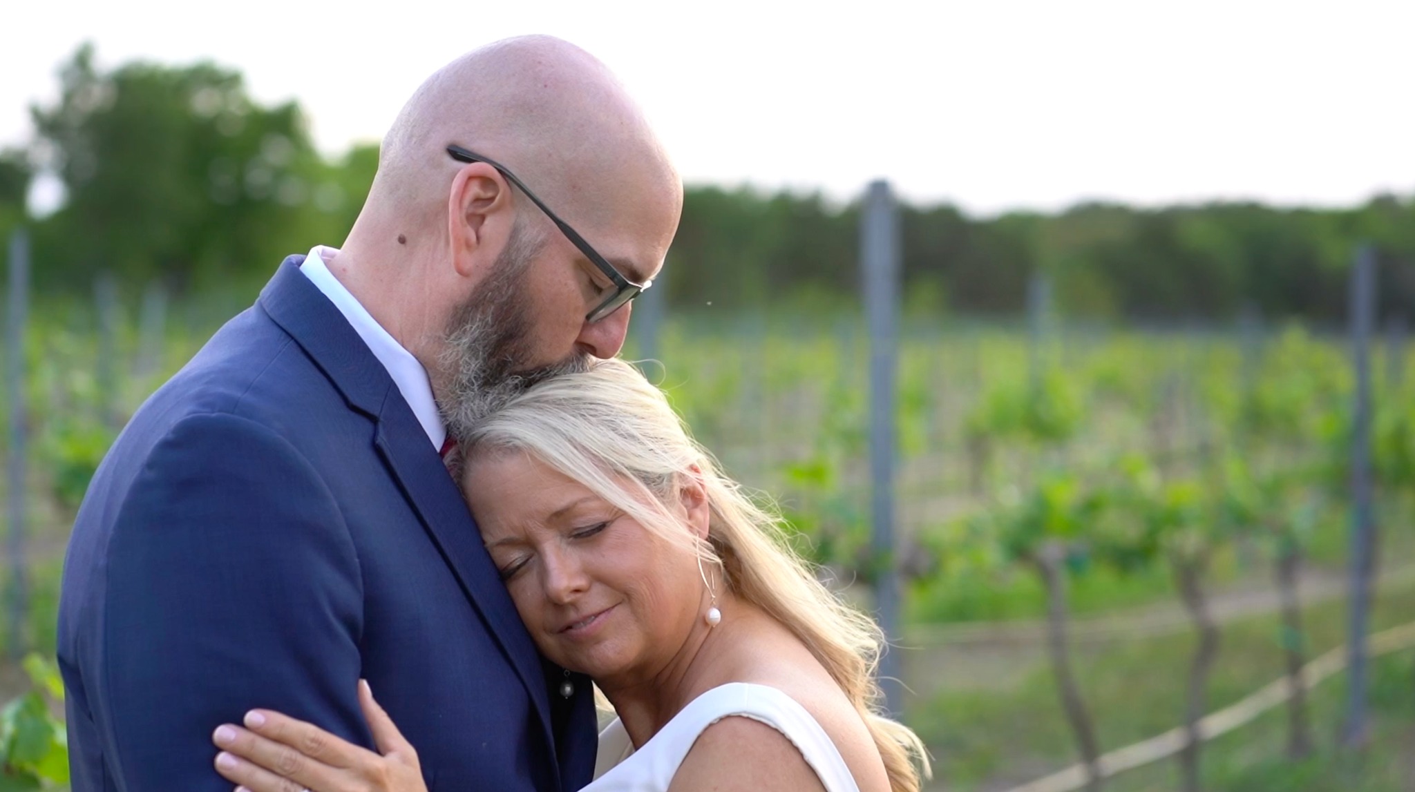 "You make my mom smile in a special way that I hadn't seen in a long time. Thank you for giving her the life she deserves, and I hope she does the same for you." These speeches were something else! When your kiddos do the toasts, you know it's going to be heartfelt. @cartercreekwineryweddings #austinweddingvideographer #austinweddingvideo #austinwedding
