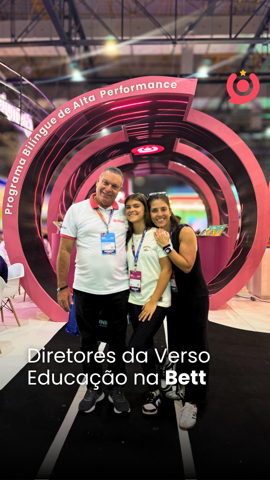 Os diretores da Verso Educação, Fernando Rodrigues e Antônio Gonzaga, compartilharam um pouco do que viveram durante a Bett Brasil 2026, além de falar sobre o estande da marca. Confira! #SimpleEducation #VersoEducação #BettBrasil2026