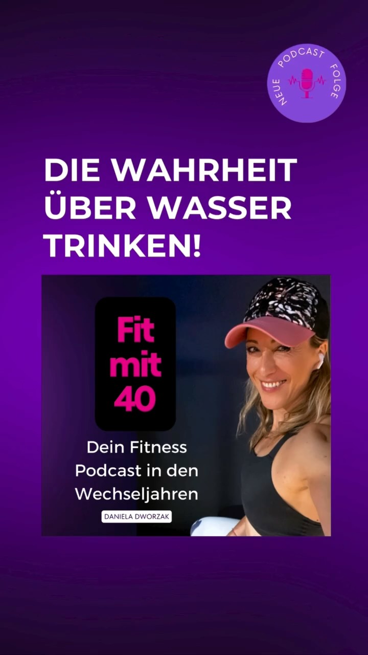 Ich dachte früher auch:
Viel trinken = gut hydriert. 💧
Bis ich verstanden habe:
Hydration bedeutet nicht nur Wasser trinken.
Dein Körper braucht auch Mineralstoffe und Elektrolyte, damit er Flüssigkeit überhaupt richtig aufnehmen kann.
In der neuen Fit mit 40 Podcast-Folge spreche ich genau darüber:
✨ weshalb zu viel pures Wasser problematisch sein kann
✨ warum du ständig aufs WC musst
✨ und wie du deinen Körper wirklich sinnvoll unterstützt
🎧 Hör unbedingt rein und schick die Folge sie an eine Frau, die ständig mit ihrer Wasserflasche herumläuft und trotzdem komplett erschöpft ist. 🩷
📲 Überall, wo es Podcasts gibt und auf www.fitmit40.at
👉🏻Den Link findest du auch in meiner Bio!
Falls du den Fit mit 40 Podcast noch nicht abonniert hast: Jetzt ist der perfekte Moment! 🎧💫
Von Herzen,
Deine Daniela 💜
#danieladworzak #fitmit40 #wechseljahre #perimenopause #hormonbalance