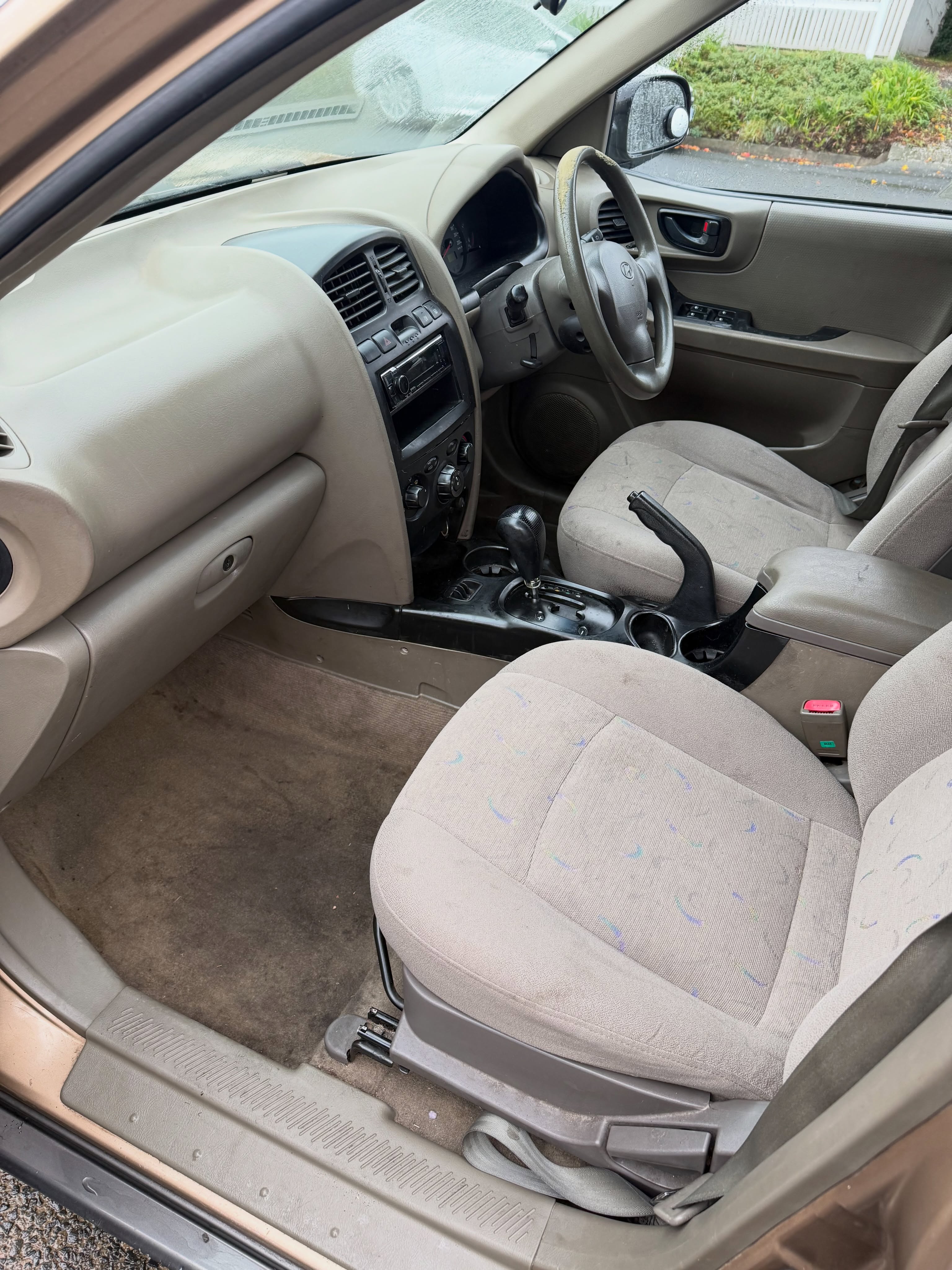 Interior Detail done for a Hyundai SUV. There was an apparent oil spill in the carpets and widespread dirt which made the beige floors look worse than they should be. Several rounds of shampooing and extraction did the trick! #hobart #tasmania #mobiledetailing
Contact us for a quote:
📞 0467804054
📧 kevin@hansdetailing.com.au