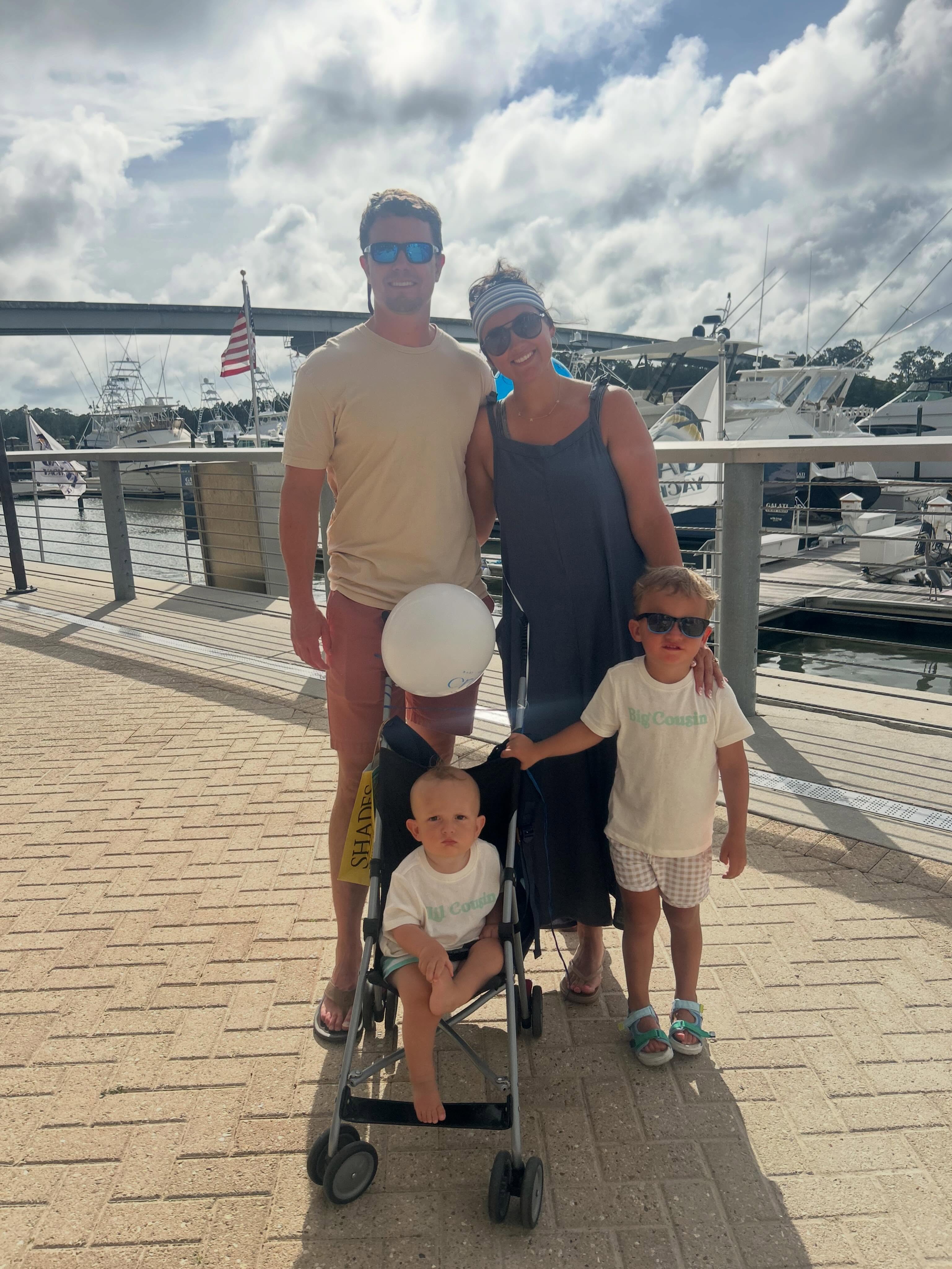 Dr. Ty traded a dental chair for a beach chair last week! ☀️🏖️ We hope everyone is kicking off summer with a little fun and family time too!
What are your summer plans?😍