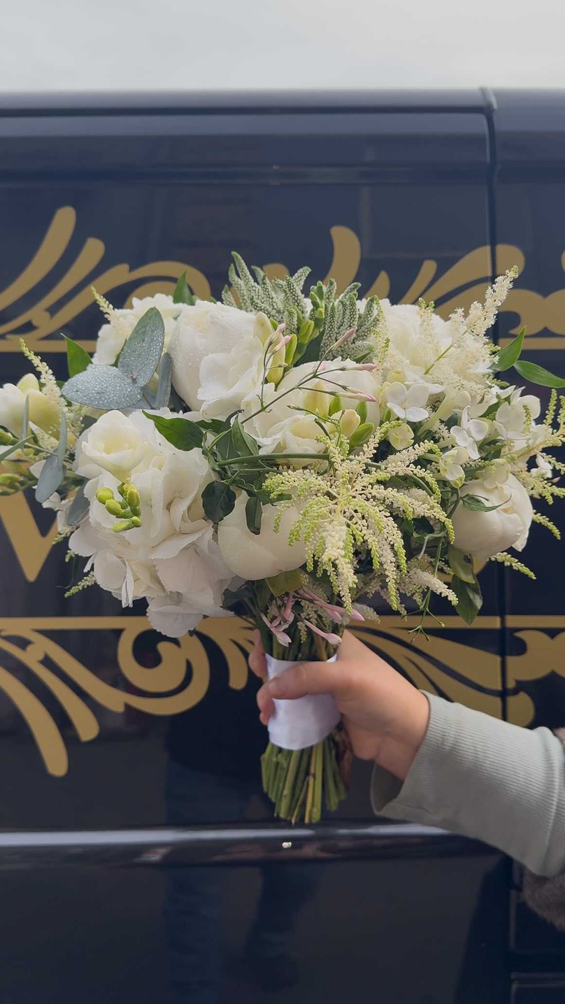 ⨠Congratulations to Chloe & Benjamin! āØ
We were truly honoured to design and create all the bridal and reception flowers for their beautiful recent wedding at Dromoland Castle.
The arrangements brought a fresh, romantic feel to the historic setting ā from Chloeās elegant bouquet as she walked down the aisle to her stunning bridesmaids to the thoughtfully styled displays that enhanced the reception & church spaces.
It was wonderful to be part of such a special day and see everything come together so perfectly for you both.
Wishing you both a lifetime of happiness, love and wonderful memories together and thank you for trusting us to make your day a little more special šā¤ļø
Well done to all of our team for your endless efforts, you guys are the best!
š @dreamirishwedd
#flowers #wedding #dromolandcastle #irishwedding #bride
