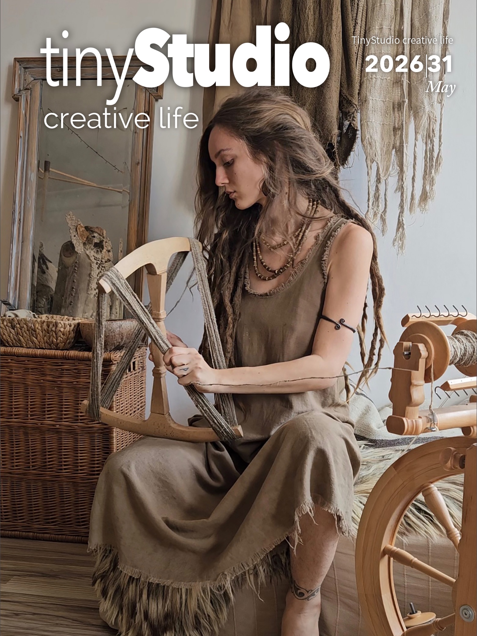 It’s been quite sometime since I’ve written any articles. I have one in the latest issue of tinyStudio Creative Life Magazine. This article is quite a personal one about how important it is to take good care of yourself while crafting.
#tinystudiocreativelifemagazine #fiberygoodness #spinnersofinstagram #weaversofinstagram