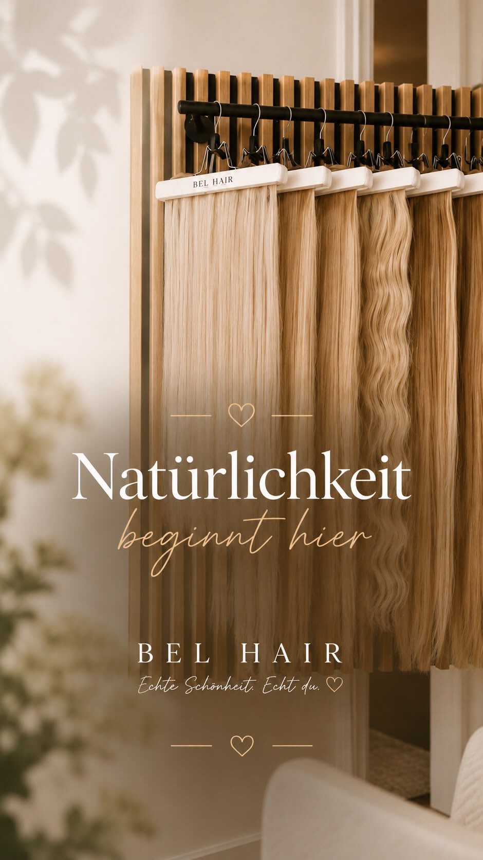 Die meisten sehen später nur das Ergebnis.✨
Wir sehen vorher:
jede Nuance,
jede Reflexion,
jede einzelne Farbentscheidung.
Genau dort beginnt Natürlichkeit.
#extensions #feineshaar #luxuryextensions #hairartist #blondhair zurichhair invisibleextensions luxuryhair