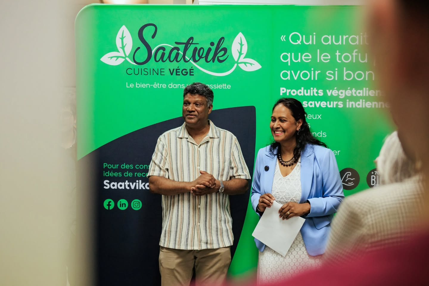 Flashback du 5@7 du lancement officiel de @saatvik_cuisine_vege à Magog, un service de restauration végétalienne savoureuse et nutritive! 🥗😋🌿
J'ai eu la chance de goûter leurs spécialités et... Miam! Je n'ai pas été déçue! C'est goûteux, texturé et juste assez épicé. 😍🤌
#veganfoodlovers #veganfood #eventphotography #marimayloubierphotographe