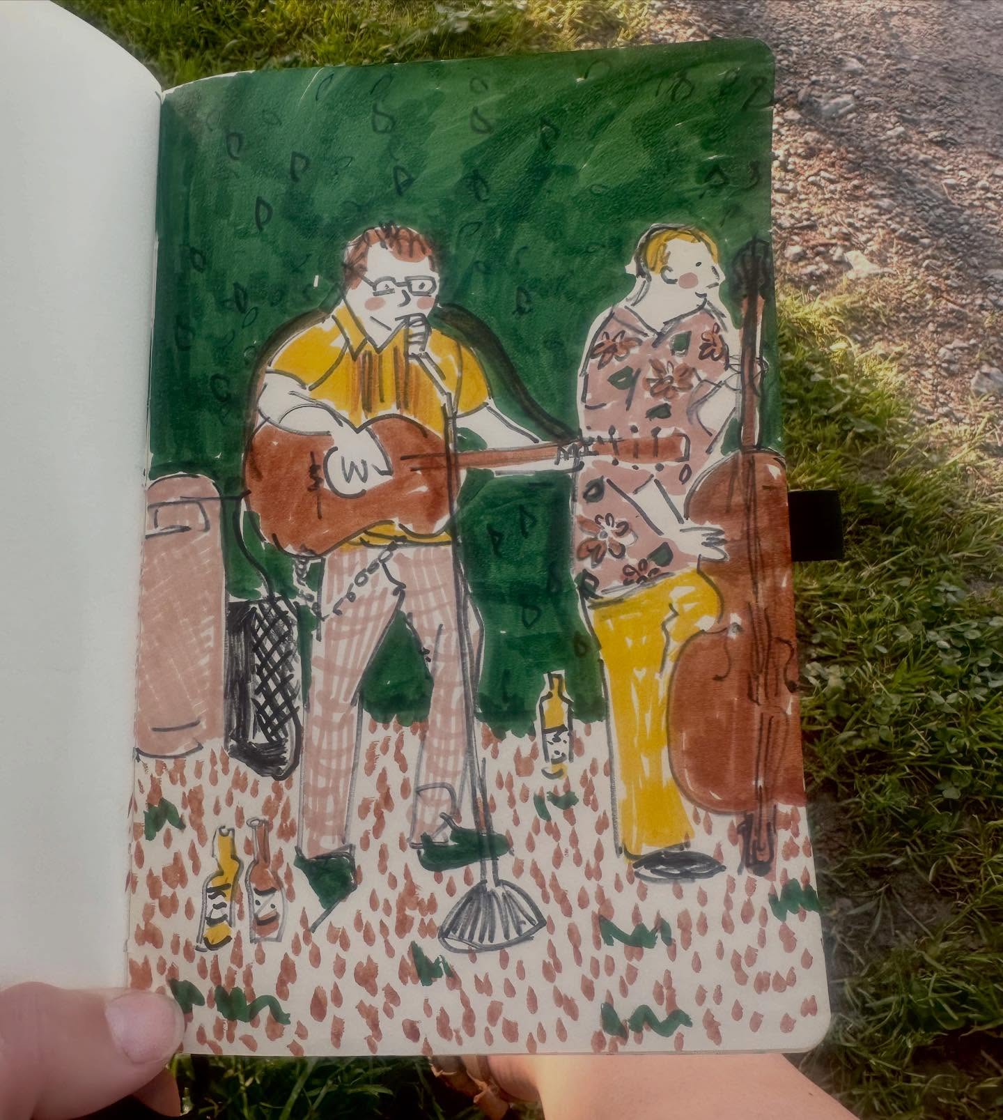 Last weekend I was wandering by the lake in Zurich, trying to get a few more steps in for the Cancer Support Steps Challenge. It was so hot that I stopped for a sit down and ended up doing a quick sketch inspired by these brilliant buskers. ☀️🎶
There isn’t a huge resemblance, but they were the inspiration! I didn’t catch their name, otherwise I’d tag them. If you know who they are, please tag them below. 😊✏️
Here’s the little sketch.
#sketcheveryday✏️ #walktoseepeople #urbansketching #goodshipillo #zurich