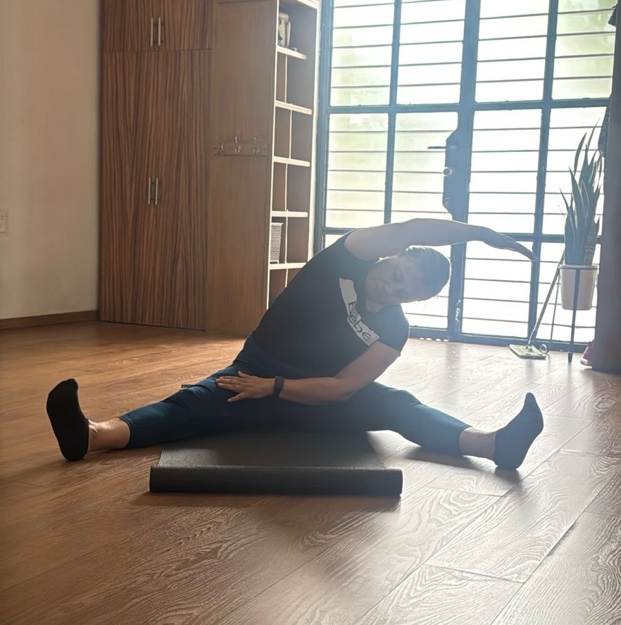 #kundalini Yoga transforma desde adentro.
En el cuerpo físico fortalece, flexibiliza y activa la energía vital.
En la mente ayuda a encontrar claridad, equilibrio y calma en medio del ritmo diario.
Y en el plano espiritual nos conecta con nuestra esencia, despertando conciencia, presencia y bienestar integral.
Te invitamos a vivir esta experiencia @shuniacentroholistico YogaShunia
Bienestar Integral
• Martes y jueves
• 8:00 a.m. / 6:00 p.m. / 7:00 p.m.
Información: 844 156 1029
📍 Mariano Matamoros 163, Zona Centro
Saltillo, Coahuila
#yoga #kundalini #saltillo