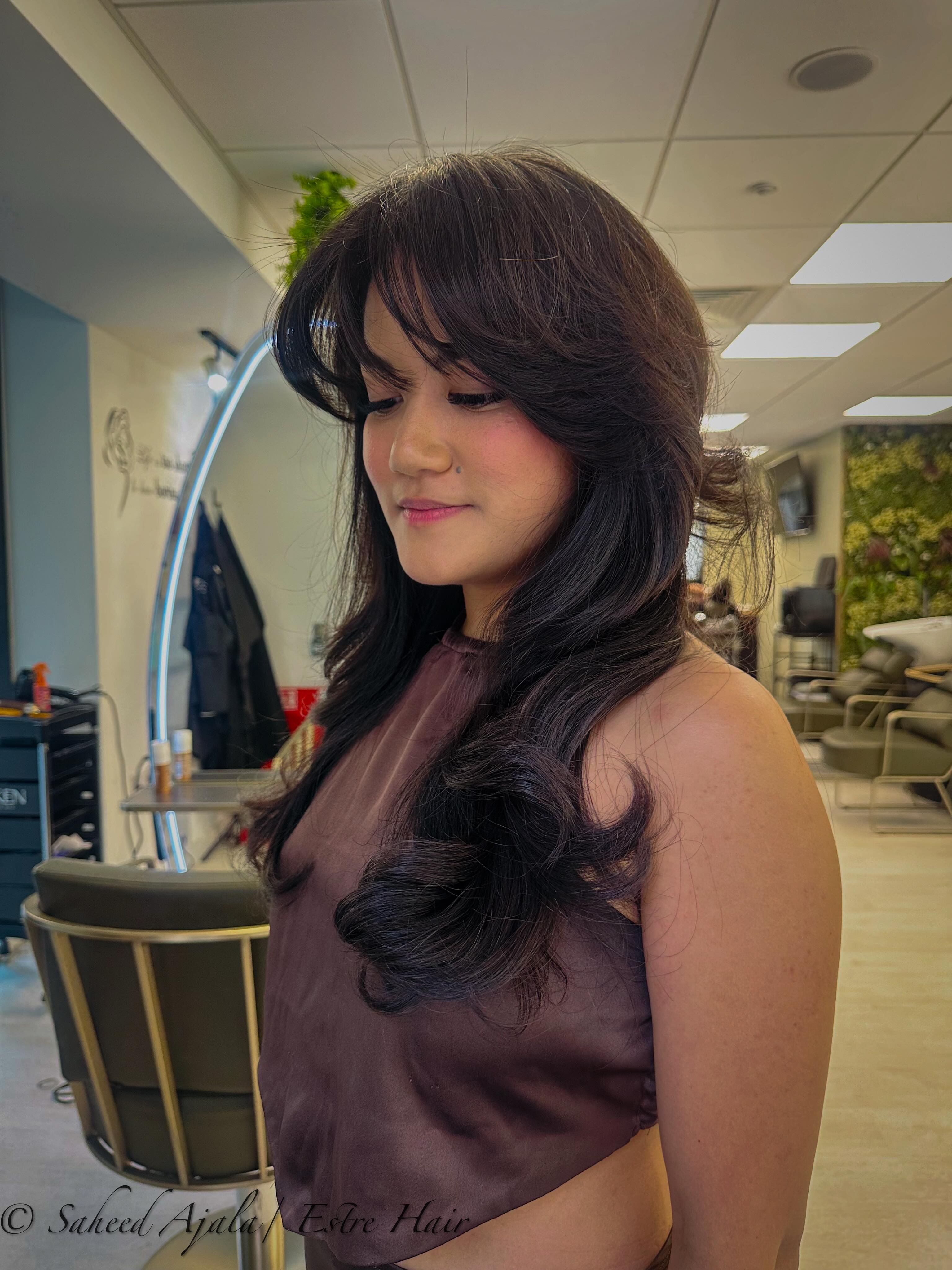 🌟 NEW STYLIST ALERT: Meet Saheed! 🌟
We are absolutely thrilled to welcome Saheed to the Design A Head Tunbridge Wells Team !
Saheed joins us from some of the UK’s most vibrant hair hubs—from the fast-paced trendsetting salons of London to the creative streets of Brighton and Norwich.
Whether you are looking for a complete transformation or a subtle refresh, he has you covered:
✨ Blondes & Balayages : Expertly blended, sun-kissed, or icy tones tailored just for you.
💇♂️ Creative Haircuts: Precision cutting and bespoke styling to match your unique vibe.
Length & Volume: Seamless, gorgeous hair extensions.
Saheed is officially taking bookings and cannot wait to meet you all in the chair! Let’s give him a massive Tunbridge Wells welcome. 🥂👇
📍 Find us: 6A Camden Road, Tunbridge Wells
📲 Bookings: Click the link in our bio or send us a DM to secure your appointment with Saheed!
#CamdenRoadTW #KentHairdresser #BalayageSpecialist #BlondeExpert #HairExtensionsKent