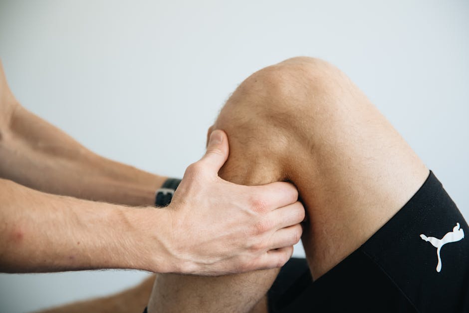 Recovery shouldn’t take forever.
Shockwave therapy can help speed up healing timelines for both acute and chronic conditions—so you can return to activity with confidence.