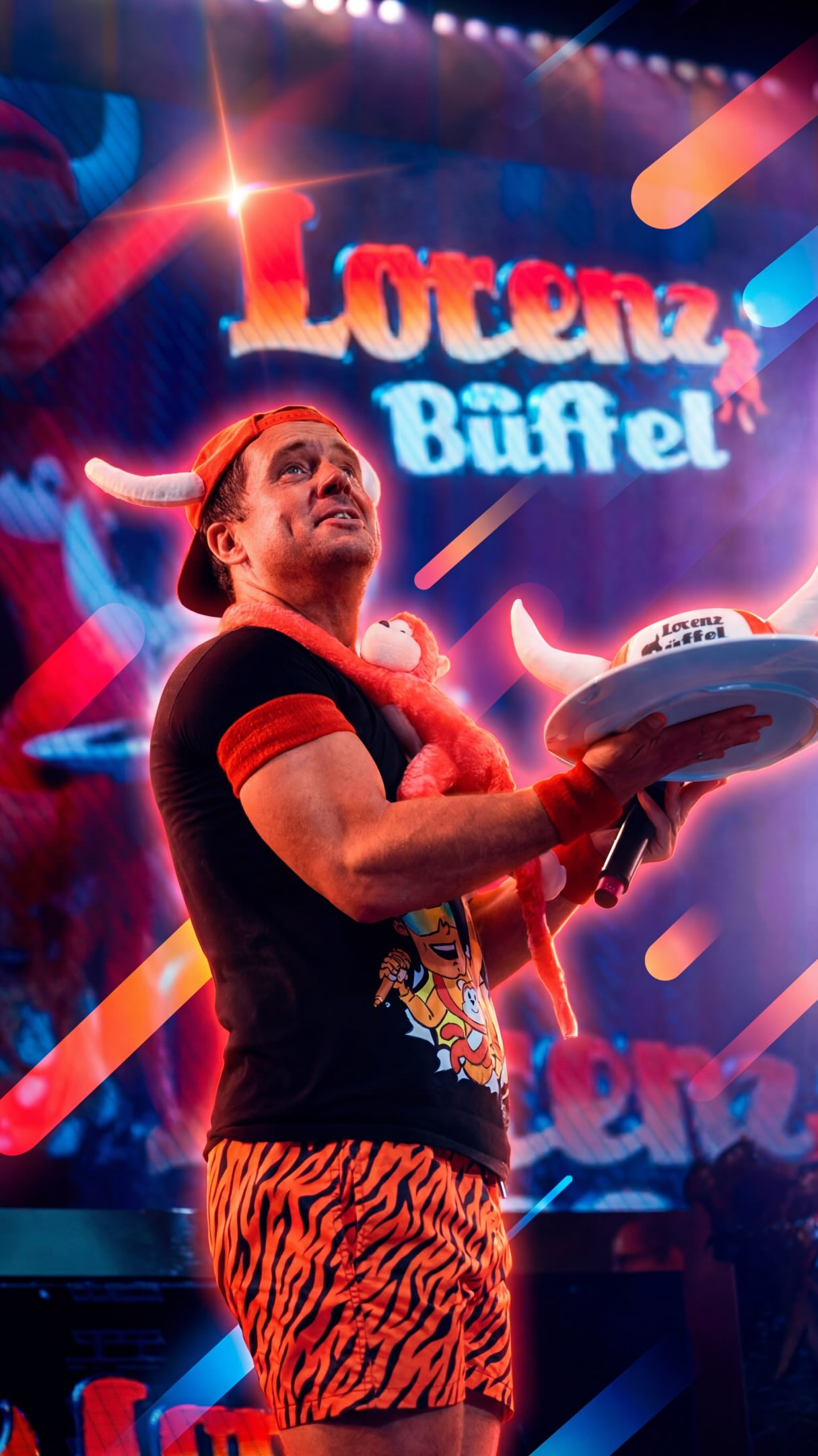 Happy Birthday 🎂 Lorenz Büffel. Deine 20. Saison im Megapark und zu diesem Anlass ist ein Ständchen vor vollem Laden um 12 Uhr mittags mehr als verdient! Bleib gesund und munter und auf viele weitere Jahre im Megapark mit unserem Büffelmann!
____
#megapark #ifeelmega #birthday #unitedpartypeople