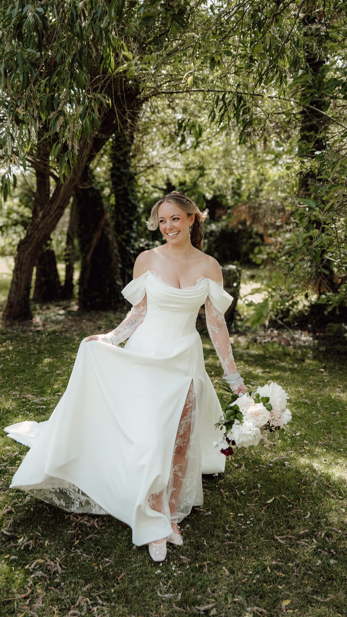I don’t think these two realised how cool they looked all day 🤍🍷
The dress.
The suit.
The vineyard.
The golden light.
Izzy and Anil planned the perfect most personal day with everyone they love in one room. Their entire day was just so beautiful and relaxed. No notes. Pure vibes all day!
Leading up to their gorgeous Wedding day I had the pleasure of doing an engagement shoot with Anil & Izzy with their beautiful fur baby Ash. It was so nice spending time with them and getting to know one another on a more personal level before the big day.
Everything about this Stanlake Park wedding felt effortlessly beautiful.
Send this to someone who would absolutely choose a vineyard wedding ✨
#stanlakeparkwedding #bridetok #ukwedding #weddinginspo #weddingphotographer