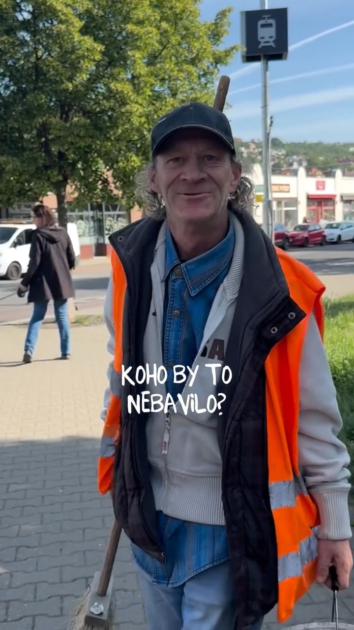🌿 S radostí uklízíme Radotín.
Naši kolegové s hendikepem každý den dokazují, že práce může dávat smysl, radost i pocit hrdosti. Ulice i parky jsou čistší a krásnější díky nim. 💚
#etincellecz #hendikepneniprekazka #socialnipodnik #uklidovaparta #pracenasbavi