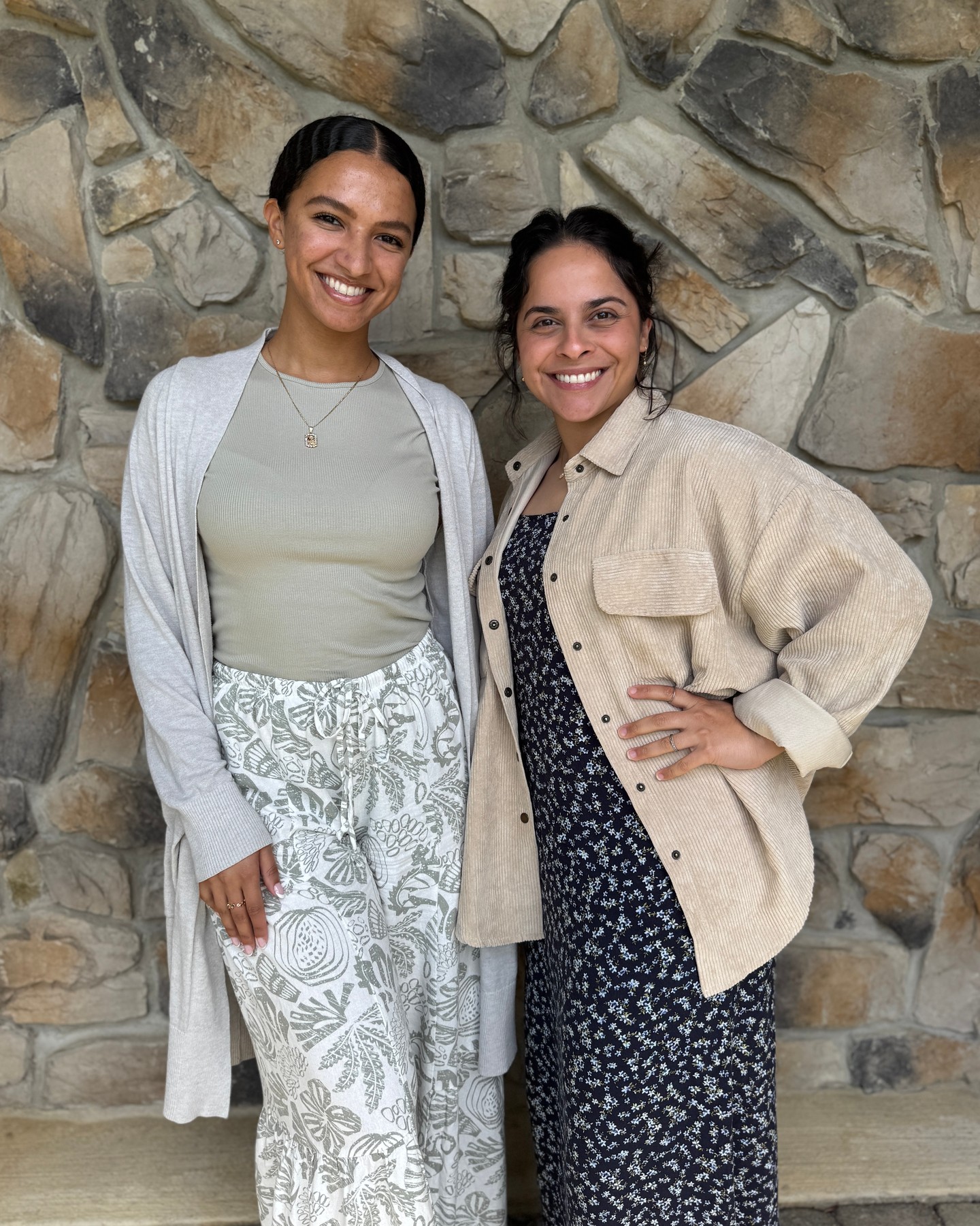 For #FestiveFriday, our team wore patterns every Friday all month long. From florals to flannels, stripes to wild prints, everyone showed up in style every week. 🌸🌟👕☮️