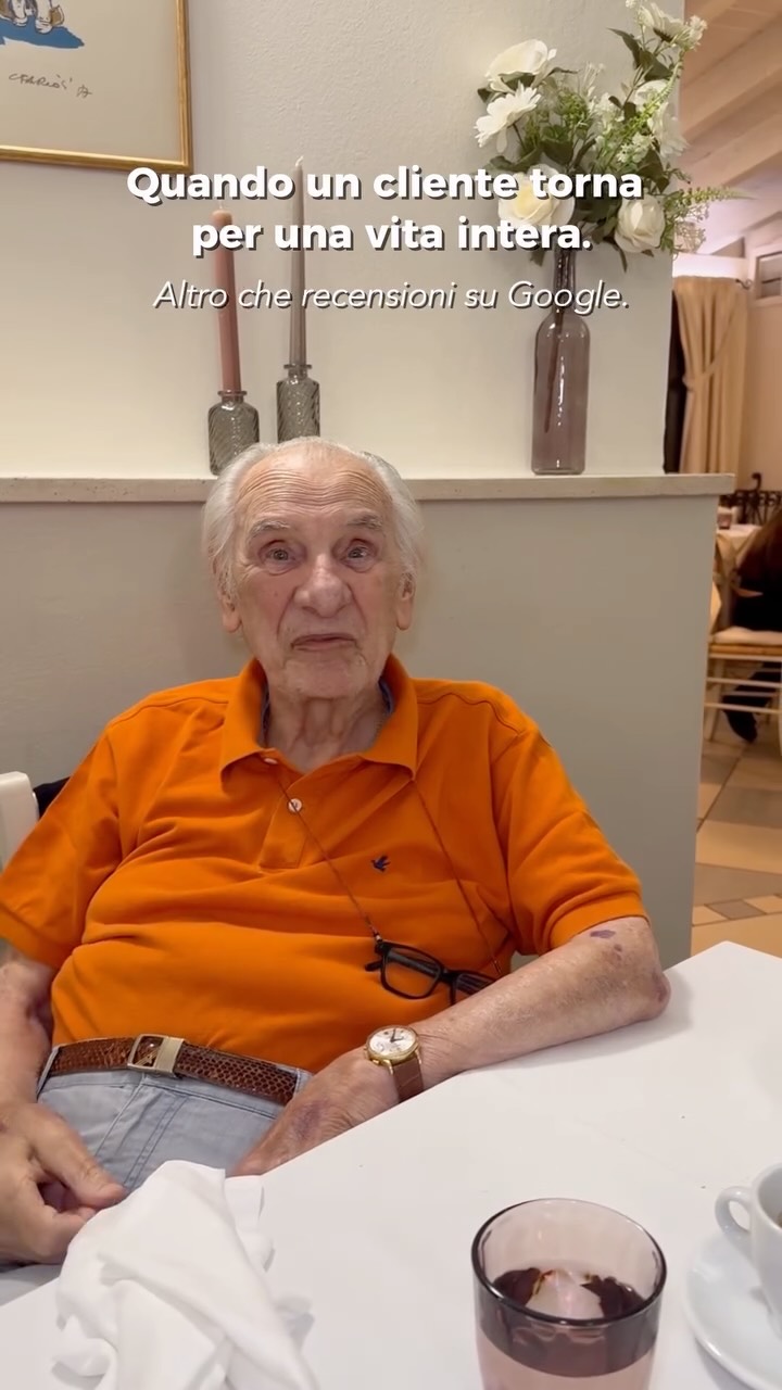 Grazie al nostro affezionato Signor Franco! Quando un cliente torna per una vita intera, forse la recensione è già scritta.
A San Macario, da anni, c’è chi continua a scegliere il nostro ristorante per un pranzo, una cena o semplicemente per sentirsi a casa.
Queste sono le storie che ci rendono orgogliosi.
#RistoranteDaRocco #SanMacario #samarate