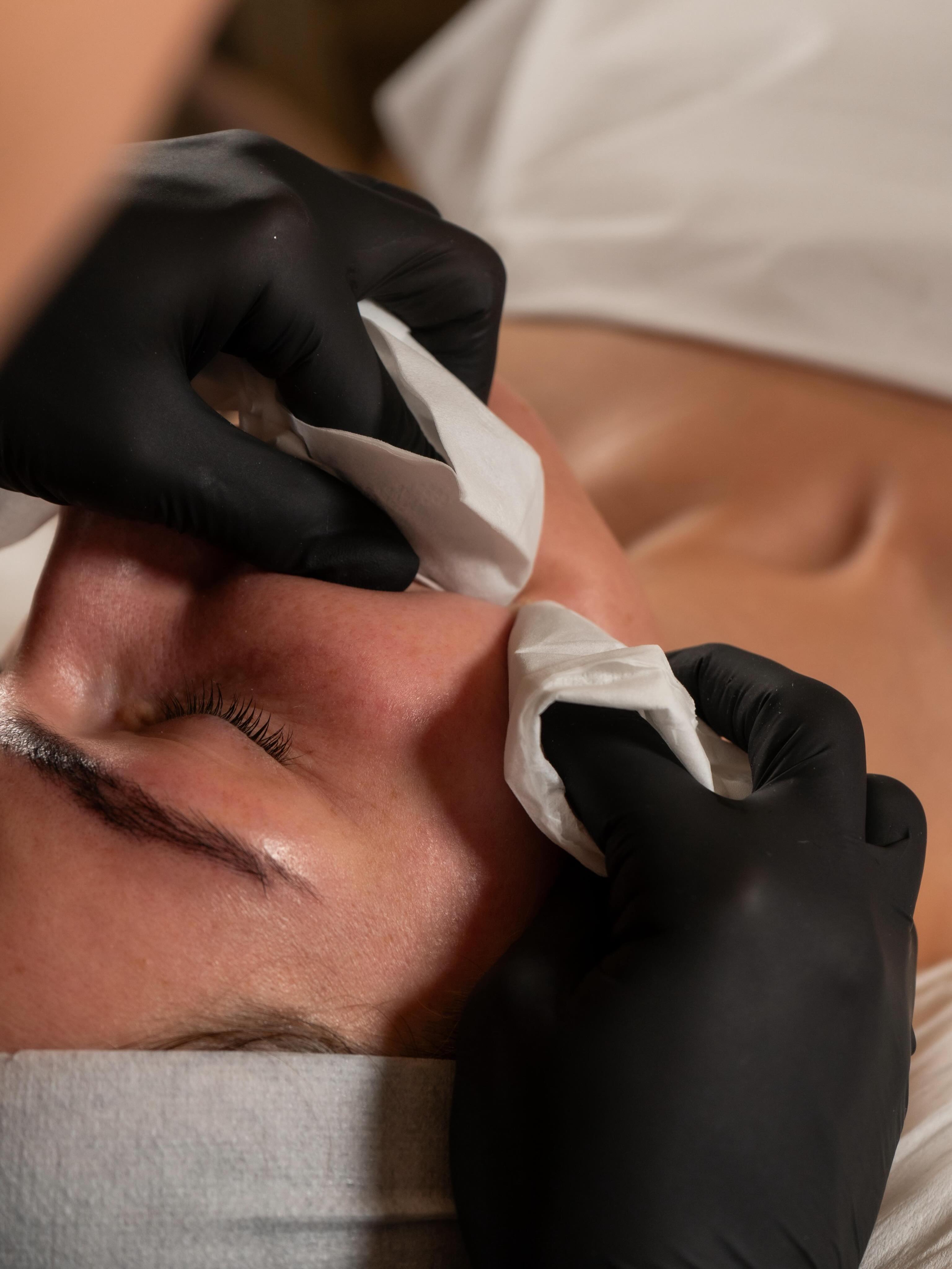 ✨ The Deep Clean Facial ✨ For Men & Women ✨
Give your skin the reset it deserves with our Deep Clean Facial. This treatment includes a thorough cleanse, exfoliation if needed, soothing steam, gentle extractions, and a nourishing mask to leave your skin feeling fresh, clear, and glowing.
Perfect for congested, dull, or breakout-prone skin, this facial helps to unclog pores, remove impurities, and restore a healthy complexion.
🧖♀️ Deep cleanse
💨 Steam therapy
✨ Professional extractions
🌿 Skin-nourishing mask
💖 Fresh, radiant results
Book your appointment for the ultimate skin reset 😌