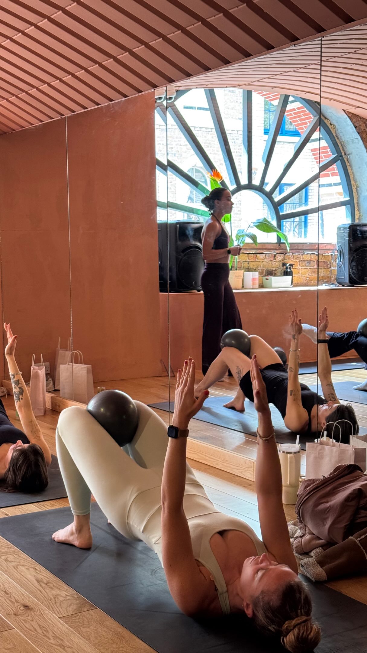No more “just manage your stress” with zero practical advice afterwards.
At Hormoni events, we do fun activities, but most importantly, we talk about stuff your doctor doesn’t tell you.
Practical. Expert-led. Life-changing.
(And yes, there’s still matcha involved.) 🤍
Pilates session led by @emilialaylafitness
Talk by Hormoni Expert @georgiegrant_nutrition and @thefridaycroissantclub
Thanks to all our goodie bag parters:
@perfecttedenergy
@virtuedrinks
@pelvicrelief
@london.nootropics
@infusd
@biomel.life