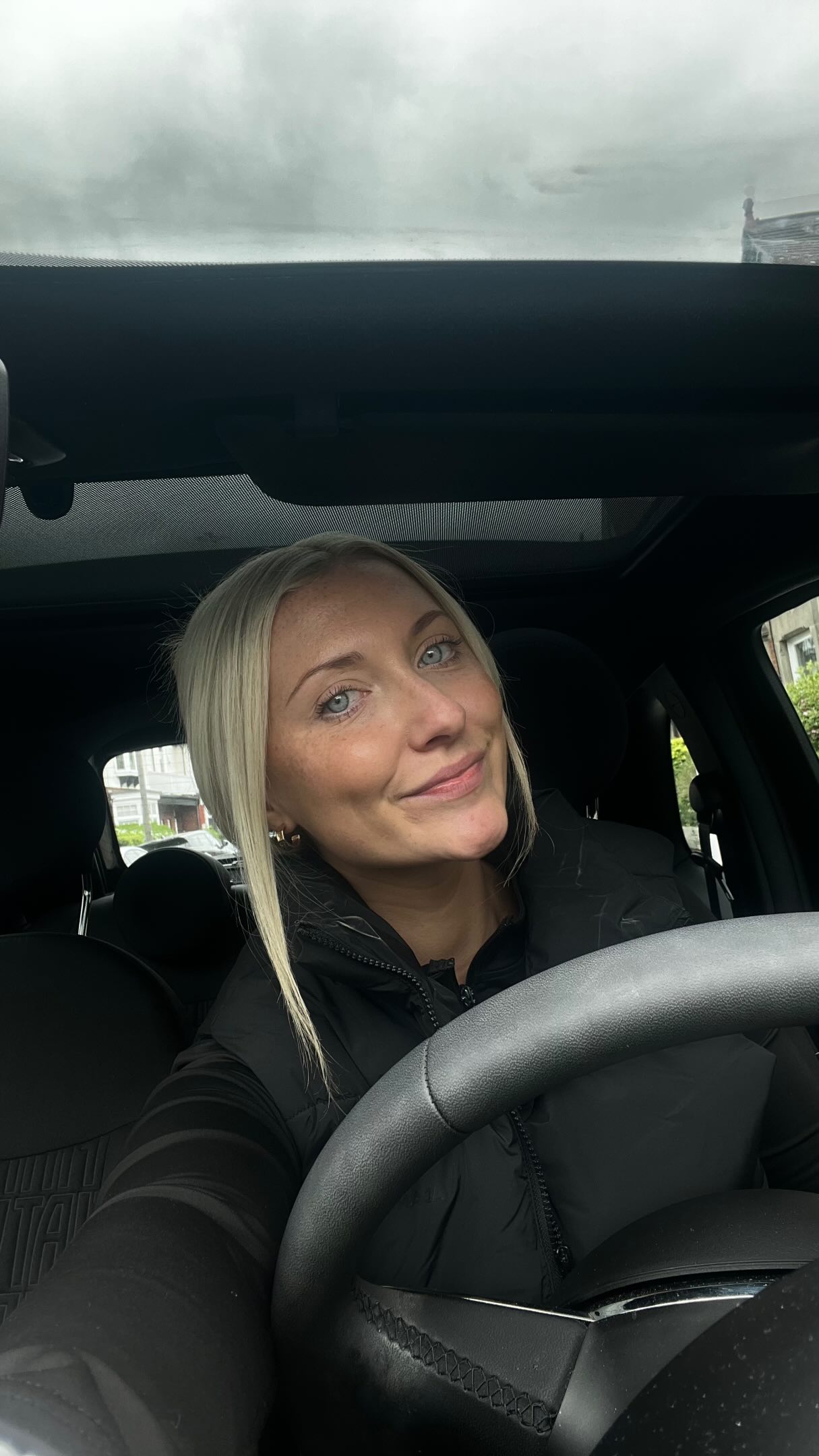 working hard or hardly working !🥵🏋🏼♀️
Tag your gym bestie below! 👯♀️