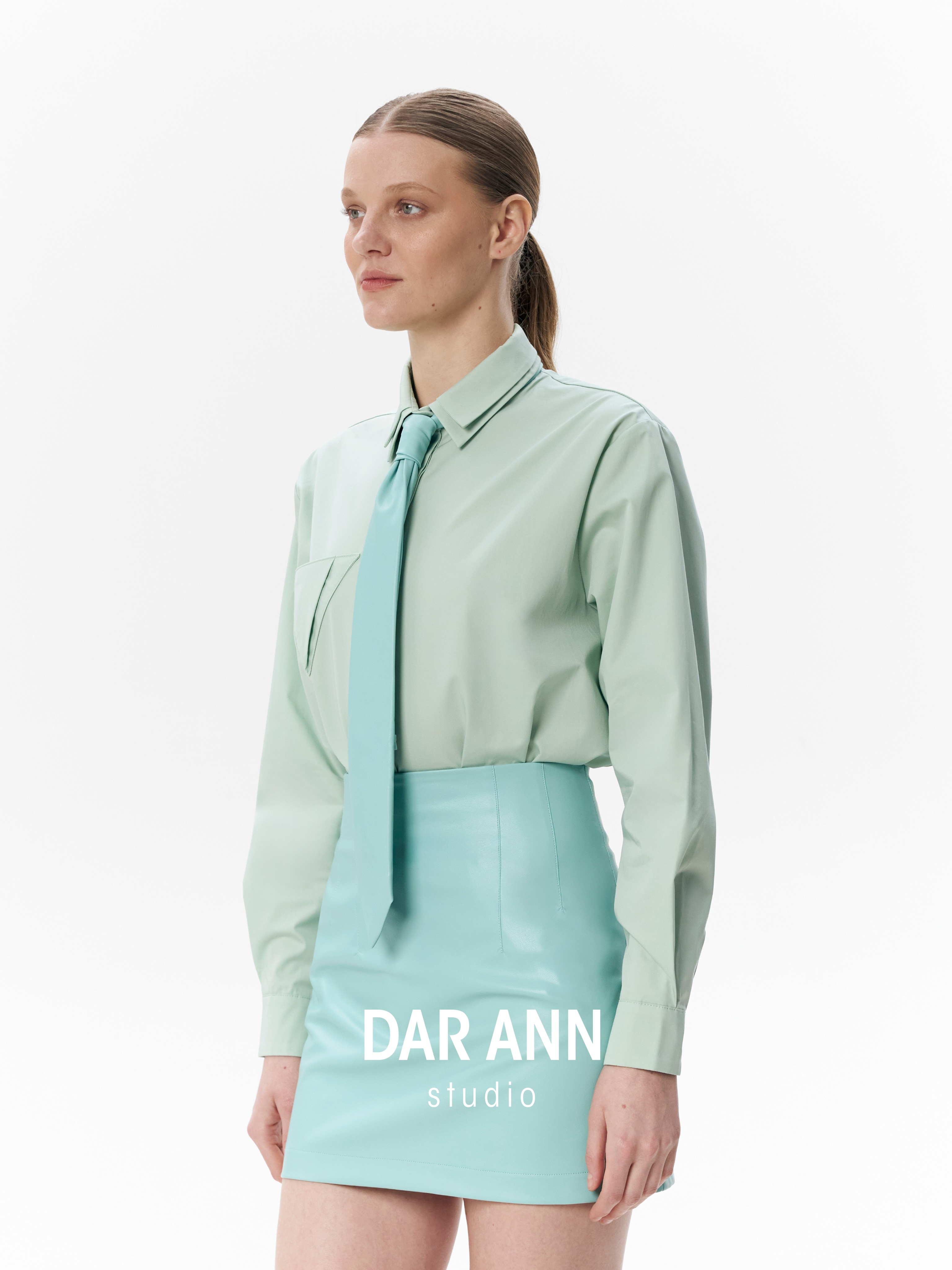 The Mint Edit in one post.✨ From statement skirts to matching ties, we’re officially obsessed with this shade.
.
Shop at www.darann.com