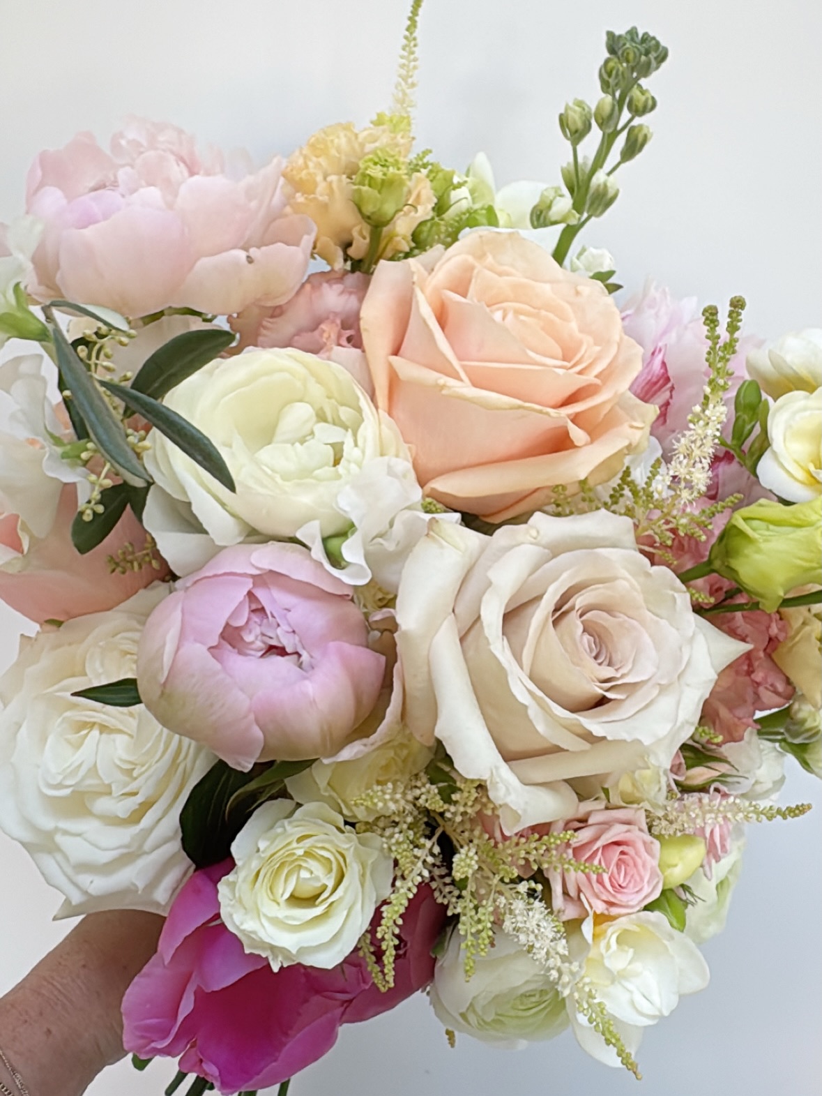 For Valentina and her six bridesmaids last weekend
💛🩷🧡🤍
#pastelweddingflowers #pastelwedding #flowerdreams #bridesmaidflowers #weddingflowerinspiration