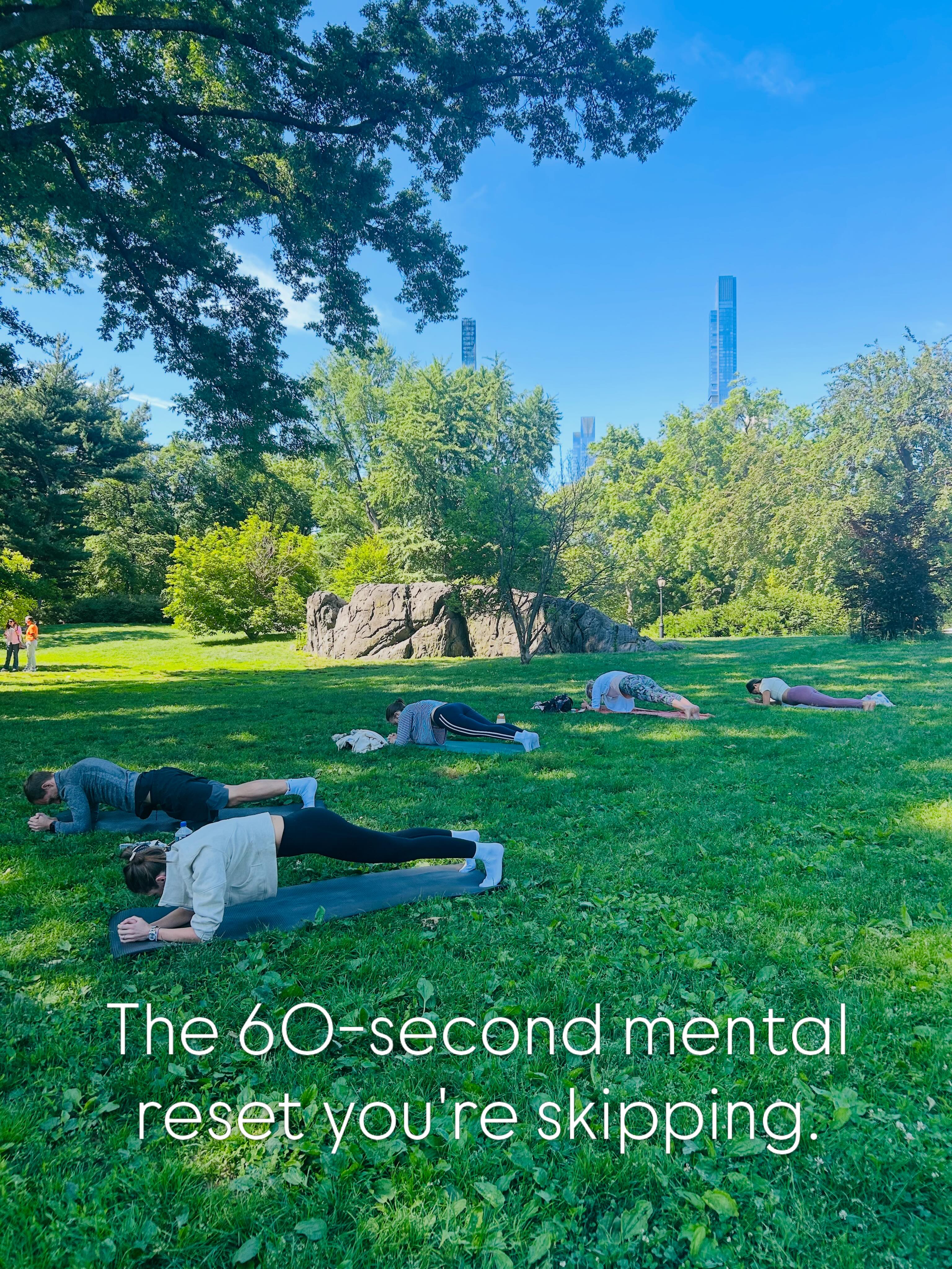 The ultimate equipment-free mental reset: The Plank. 🧘♀️ It’s more than just a core burner. Holding a plank serves as a dynamic mindfulness tool, anchoring your attention completely in the present moment.
Challenge yourself to breathe through the hold, release some mood-boosting endorphins, and leave daily stressors on the mat.
📲 Link in bio to book your mat for this week’s classes!
#centralparkpilates #centralparknyc #nycfitness #upperwestside #thingstodonyc