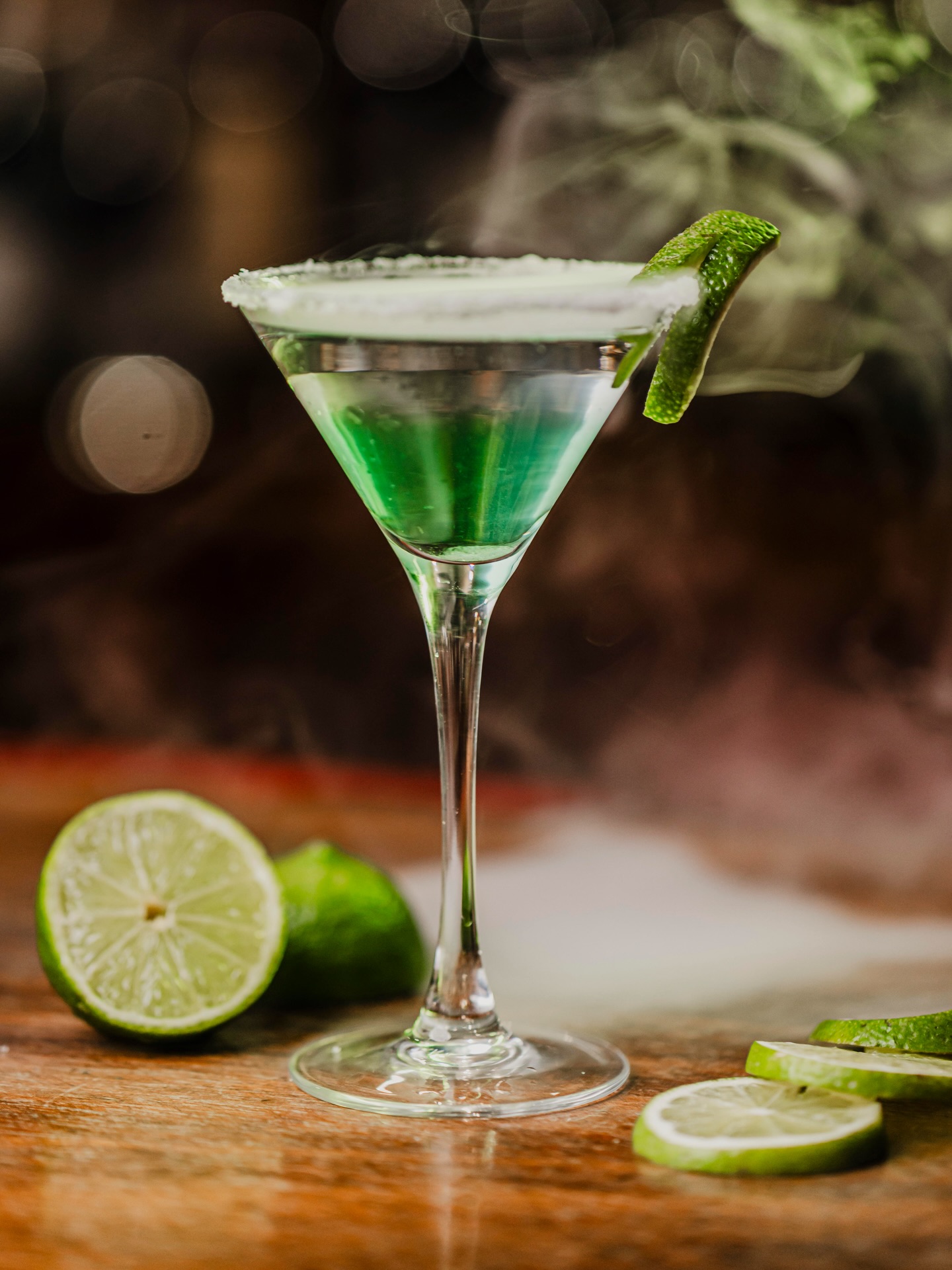 Y así comienzan las mejores noches… 🍸✨
En Aranjuez Steak House, cada cóctel de autor está pensado para disfrutarse sin prisa: sabores únicos, buena compañía y el ambiente perfecto para dejar que la noche fluya.
Este fin de semana, el plan empieza aquí. 🥂
#aranjuezsteakhouse #cocteldeautor #madrid