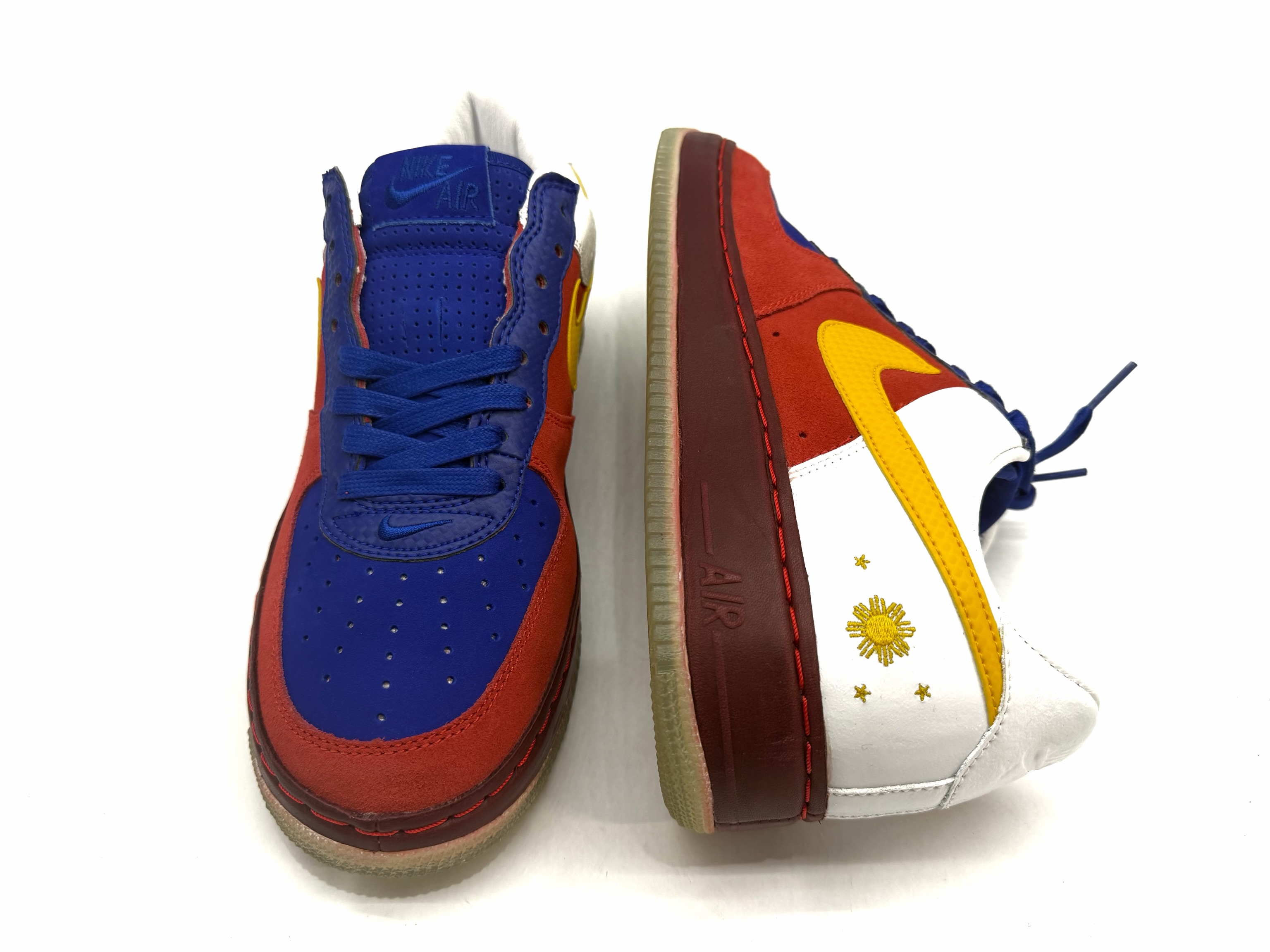 Air Force 1 InsideOut Priority 2006
“Philippines”
Pimento/ Vars Maize- White
314770-671
Size 8.5
DS no extra laces
$475
#filipino #af1 #varsity #maize #illery
