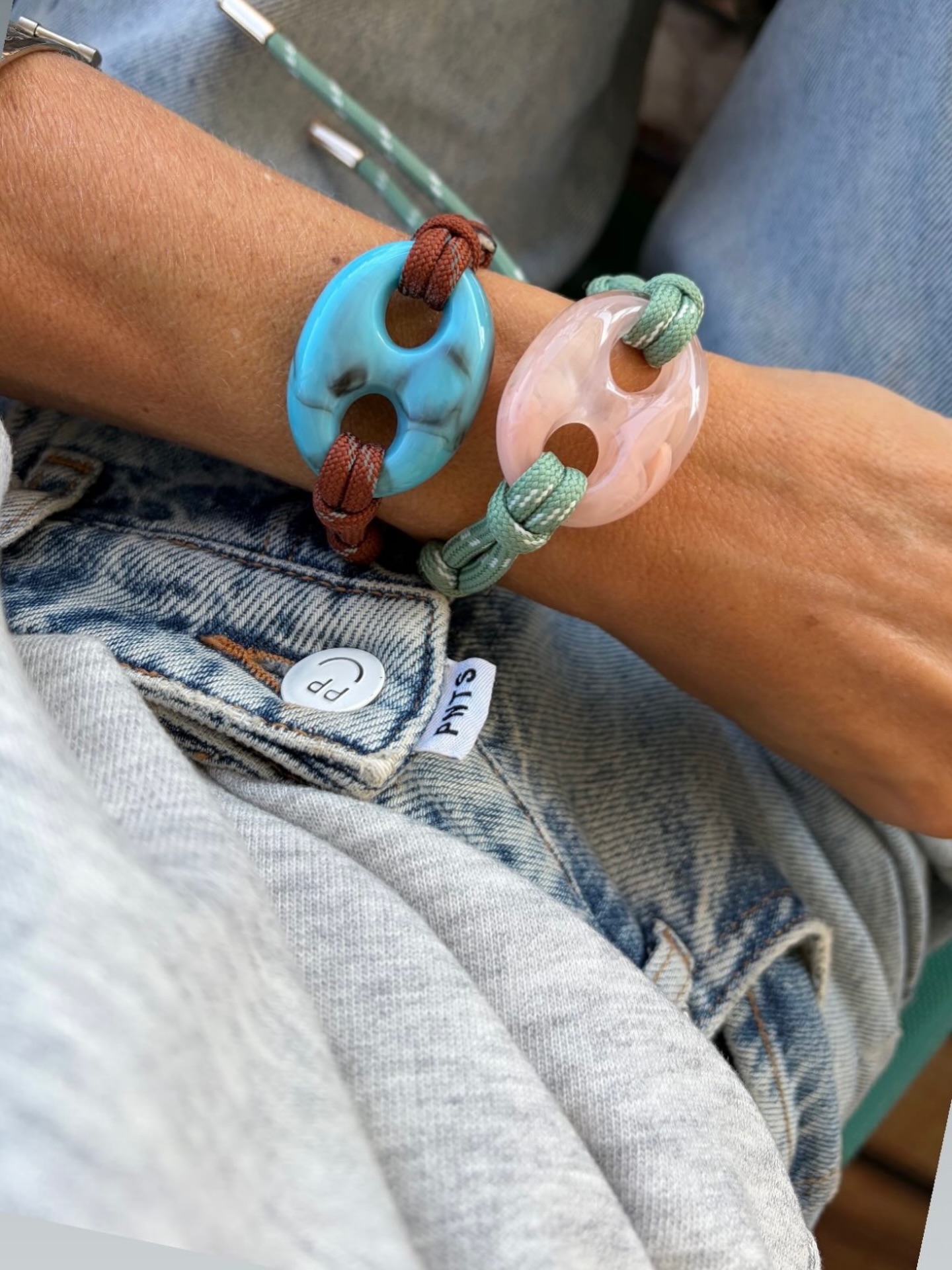 New in 😍
#bracelets #chooseyourcolor #goodmoodstore #bruggebelgium