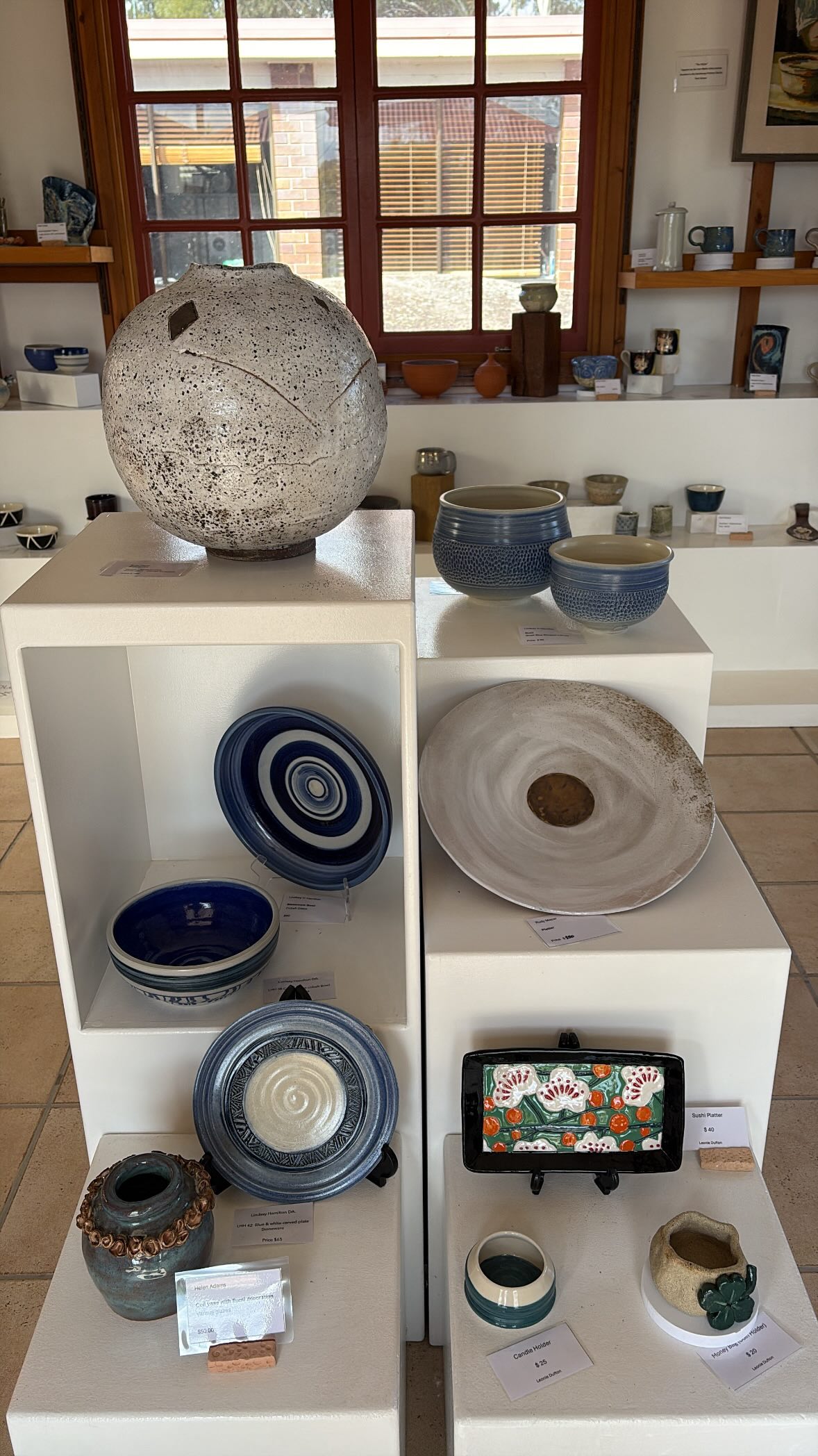 The doors are open ✨
Earth & Fire Gallery is open this weekend. Come explore our latest pieces, fresh from the kiln and ready for their new homes.
See you there 🤍
#stanthorpequeensland #stanthorpepotteryclub #granitebelt #granitebeltartists #potteryclub