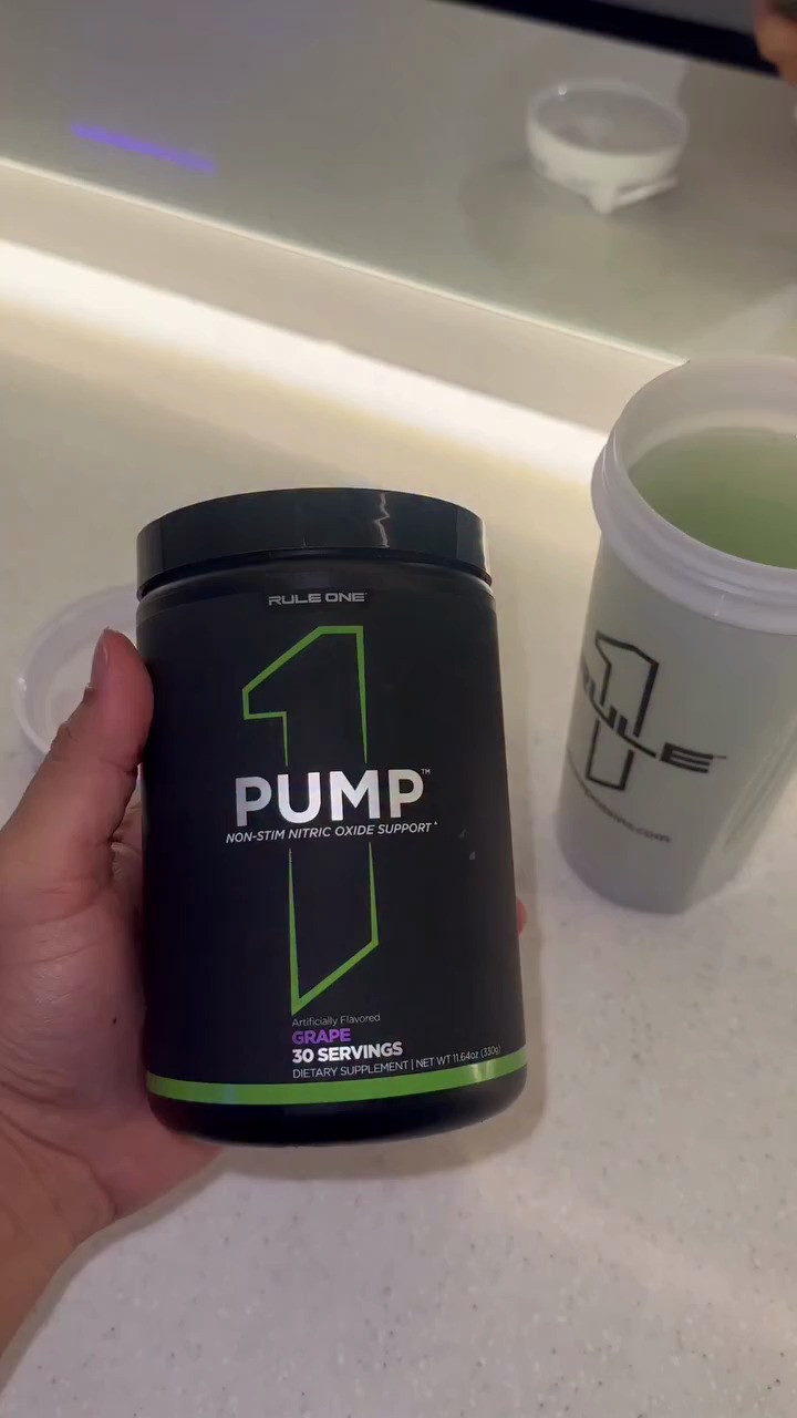 Deload Chest Day fuelled by PUMP ⛽️
• 💪 L-Citrulline + Nitrosigine® — helps increase blood flow and muscle pumps
• 🔥 Taurine + Betaine — supports workout performance, endurance & hydration
•