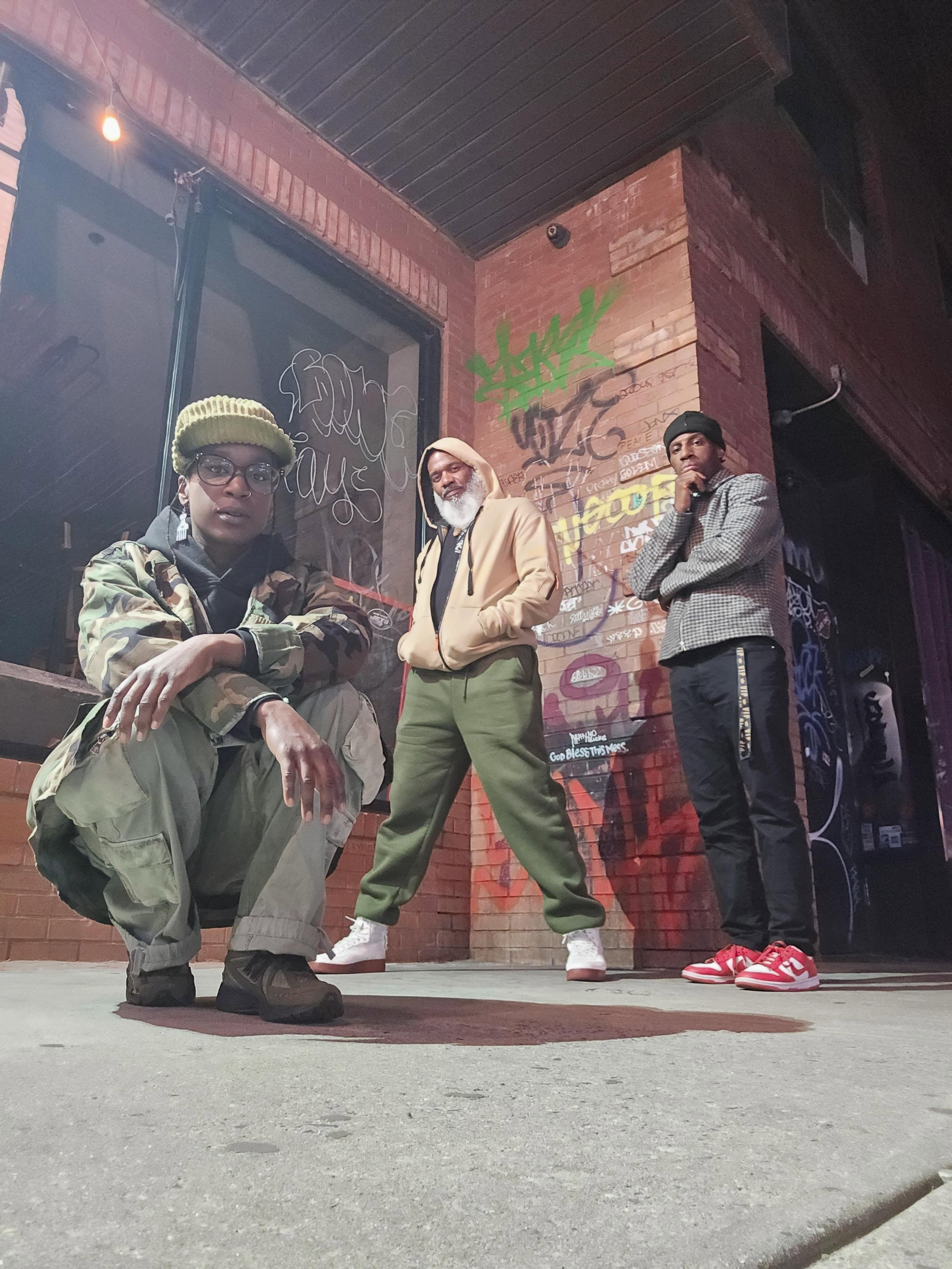 Walking down the street and look what happens. HERE NOW SPACE PROGRAM in Brooklyn.
@bornoner had a showing and jam at his spot. 1 year anniversary. Saw @nubiannene @moni_cachang bedrock @deftmovements @tinylovedancer @vitamindagovernor3.0 @bom5_mw SAM EVEN CAME THROUGH!
More pics later. Tag who you see!