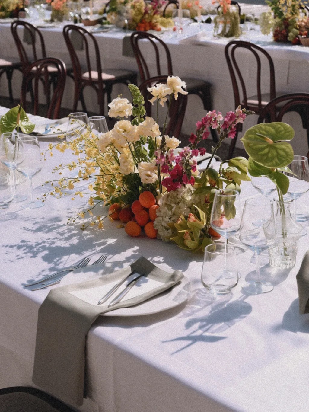 Oranges & Flowers
A wedding table that felt like a sun-drenched family dinner in the hills above Lake Garda.
— Shannon & Mitch, Italy
