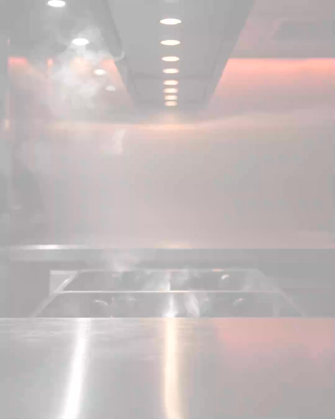 🇩🇪
Mehr Leistung, gleichmäßiges Backen und perfekte Ergebnisse für Ihre professionelle Küche! 🍕
Der Kuppel Elektro-Steinpizzaofen mit rotierendem Steinboden sorgt für eine gleichmäßige Hitzeverteilung und optimal gebackene Pizzen.
Mit einer Kapazität von 6 x 30 cm Pizzen und modernem Touchpanel ist dieser Ofen ideal für Pizzerien, Restaurants, Cafés und den professionellen Gastronomiebereich.
Für knusprige Böden, perfekte Backergebnisse und effizientes Arbeiten im Alltag.
🏴
Bring professional pizza baking to the next level! 🍕
The Dome Electric Stone Pizza Oven with Rotating Base delivers even heat distribution and consistently perfect baking results.
With a capacity of 6 x 30 cm pizzas and an intuitive touch panel control, it is an excellent choice for pizzerias, restaurants, cafés, and professional kitchens.
Crispy crusts, efficient workflow, and authentic stone-baked flavor — all in one powerful oven.
🇹🇷
Profesyonel mutfaklarda yüksek performans, eşit pişirme ve zamandan tasarruf artık çok daha kolay! 🍕
Kuppel Elektro Steinpizzaofen Rotierend, döner taş tabanı sayesinde pizzalarınızı her noktada dengeli şekilde pişirir.
6 x 30 cm pizza kapasitesi ve modern touchpanel kontrol sistemi ile restoranlar, pizzacılar, kafeler ve yoğun servis alanları için güçlü bir çözüm sunar.
Lezzetli, çıtır tabanlı ve mükemmel pişmiş pizzalar için profesyonel tercih!
#PizzaOfen #Steinpizzaofen #ProfesyonelMutfak #PizzaFırını #GastronomiEkipmanları #RestoranEkipmanları #Pizzacı #EndüstriyelMutfak #TaşFırınLezzeti #PizzaOven #StonePizzaOven #ProfessionalKitchen #RestaurantEquipment #PizzeriaEquipment #CommercialKitchen #ElectricPizzaOven #RotatingPizzaOven #FoodServiceEquipment #Pizzaofen #Steinpizzaofen #Gastrobedarf #Gastronomiebedarf #PizzeriaAusstattung #RestaurantEquipment #Profiküche #ElektroPizzaofen #RotierenderPizzaofen #SGSGastro