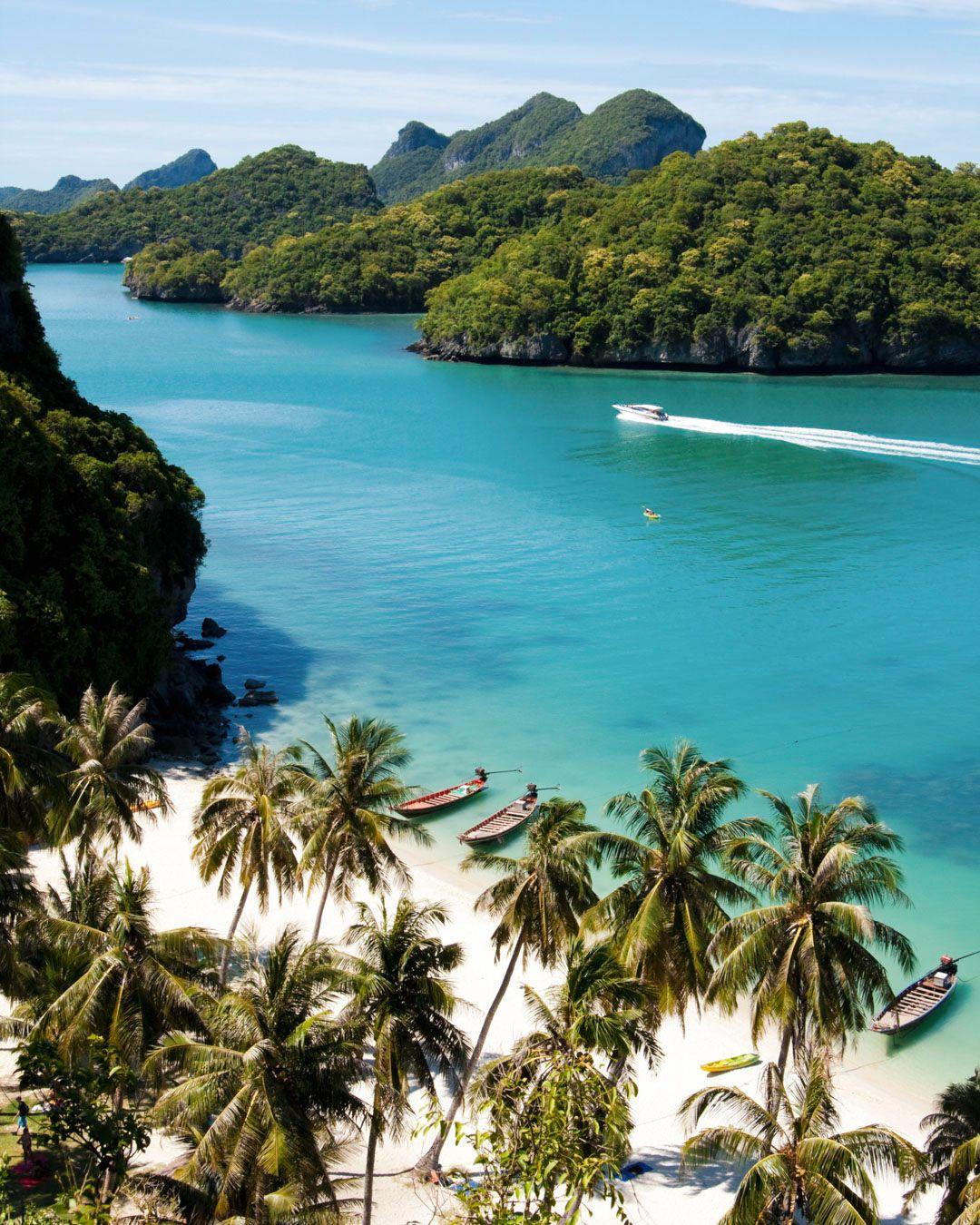 Summer travel doesn’t have to mean Europe. Some of the strongest itineraries we’re building right now are in Southeast Asia.
The combination of Thailand and Indonesia is hard to beat...private villas, boat charters through extraordinary waters, and a food scene that consistently delivers. The value right now speaks for itself.
In Thailand, we look beyond the obvious: the Andaman islands, Koh Lanta, Koh Yao Noi...a quieter, more refined start before moving on.
Then into Bali as a base, with options to go further: the Komodo Islands for diving and wildlife, Lombok for a slower pace, and Raja Ampat for some of the richest marine life on earth.
Warm water, remarkable landscapes, and space to enjoy it all.
If it’s on your radar, we’ll help bring it within reach.
#AWorldWithinReach #SmartFlyer #Virtuosoltd
.
.
.
.
#southeastasiatravel #islandhopping #luxurytraveladvisor #thailandtravel #indonesiatravel