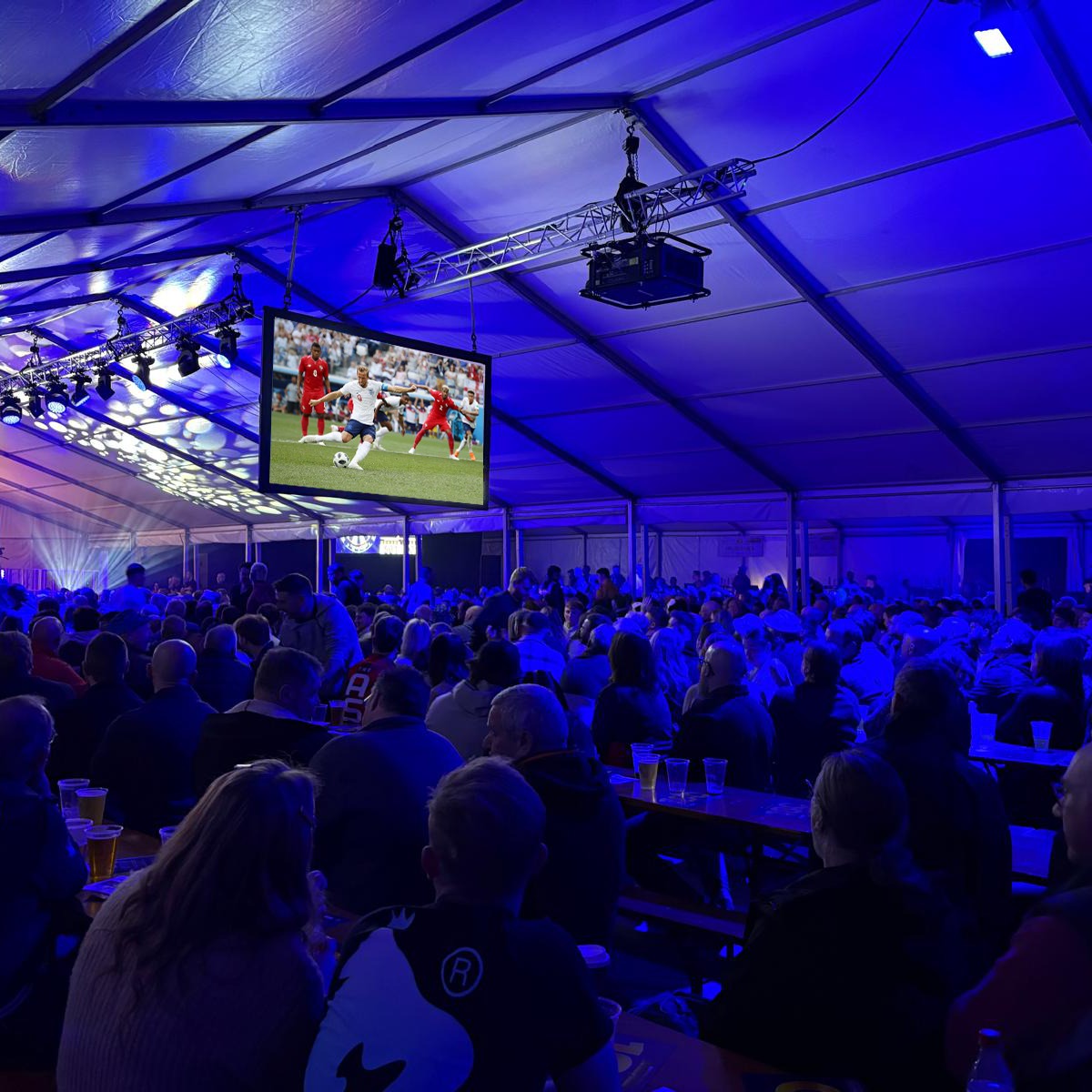 ⚽ If you're not signed up to our newsletter, you might have missed our latest offer... 👀
Are you screening the World Cup this year?
🍻 For a limited time, we're offering 50% off a month's hire during the World Cup.
Perfect for pubs, clubs, fan parks, campsites, corporate events and anyone expecting a crowd for the football this summer.
🍺 Seats up to 10 people per table
🚚 Delivery available
📅 Summer weekends are booking up fast, so now's the time to get organised.
👉 Get a quote today: https://partybench.co.uk/get-a-quote
Come on England... 👀🏆
#WorldCup #FootballSeason #Partybench #BeerBenchHire #PubGarden #EventHire #SomersetBusiness