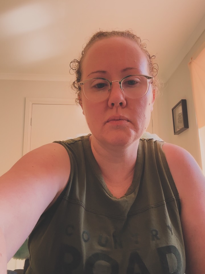 I have a confession… i feel like fraud.
I wrote a book about setting up your author business for success and i feel like i’m not taking my own advice. Then i realised this book is not about that. More on this and my feelings at the moment in this video.
Author Virtues is out now.
#indieauthor #writersofig #authorvirtues #authorconfessions