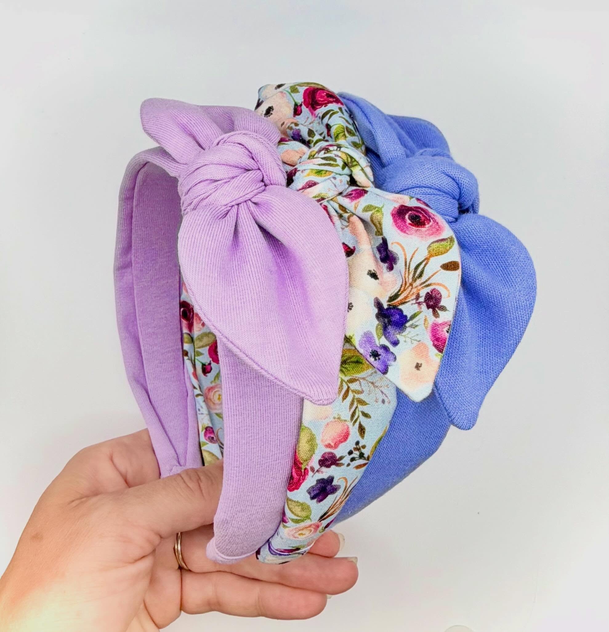Adult Headbands 💜🌺💙 Lilac, Purple Floral and Cornflower Blue.
#littledotsbows #headband #handmade