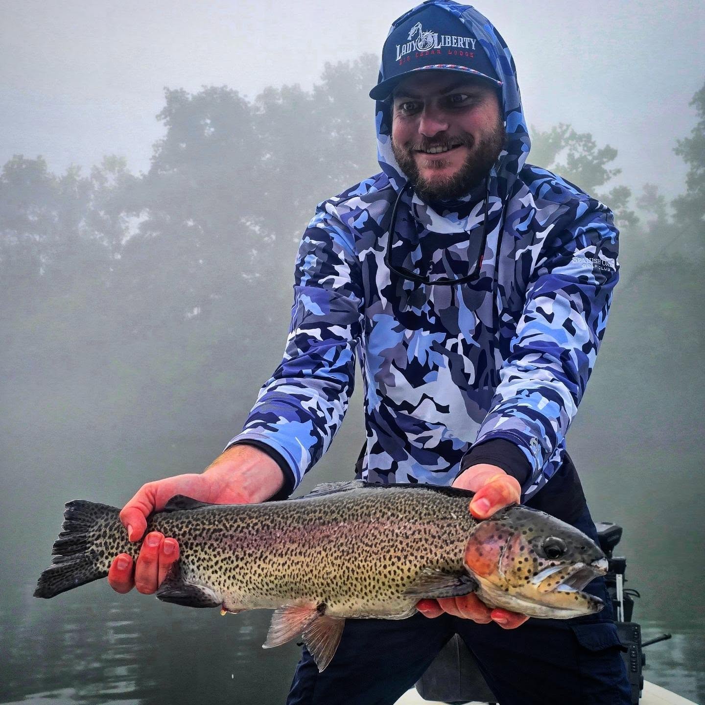 If ya want to go fishing I know a guy.. Just catchin up on some pics the last few weeks.
#Frenzelsguideservice #fishingbranson.com
#rainbowtrout #troutfishing @lilleyslanding