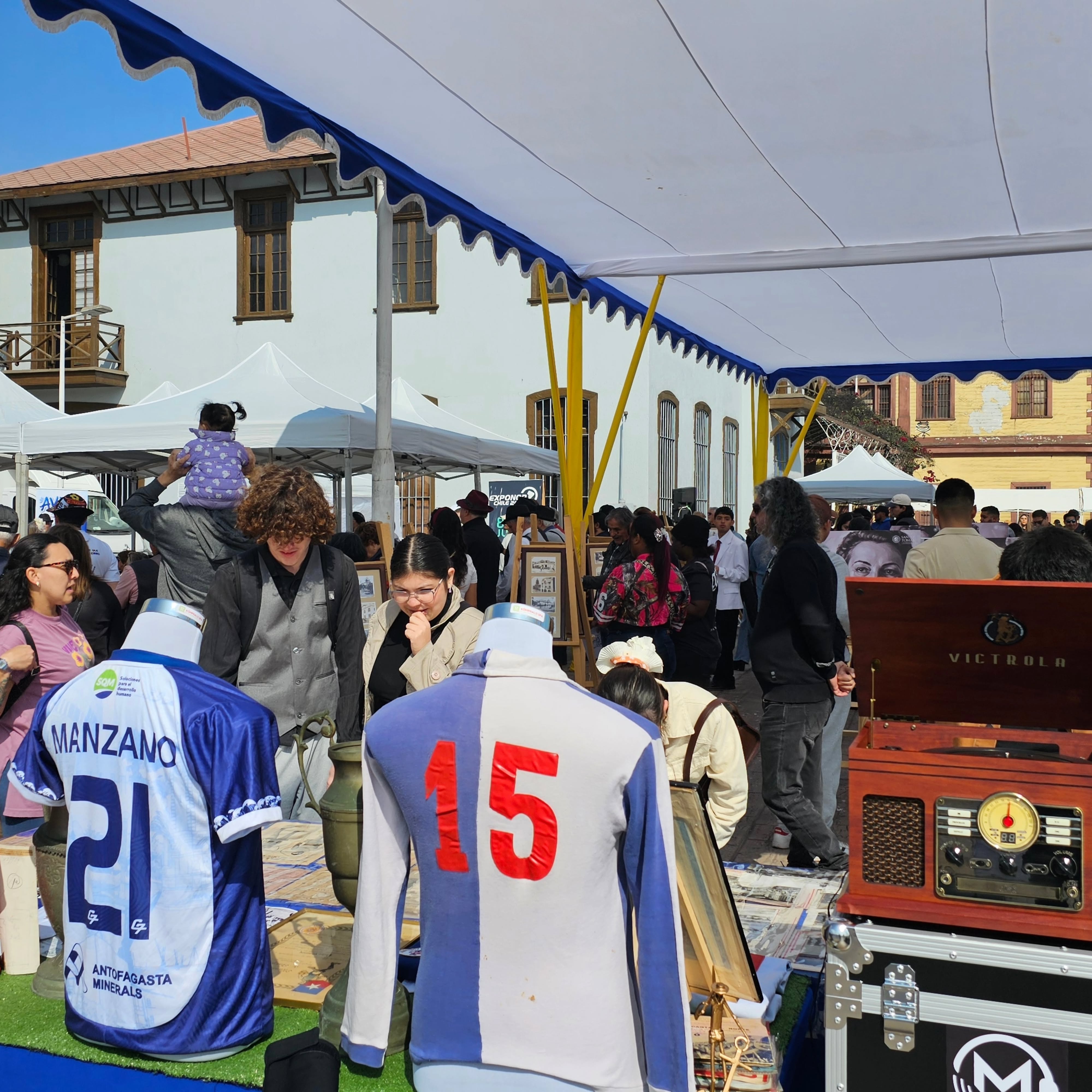 Hoy Sábado 30 de Mayo, hasta las 14 Hrs. Frente al muelle Histórico.
Panorama familiar gratuito
#antofagasta #díadelospatrimonios