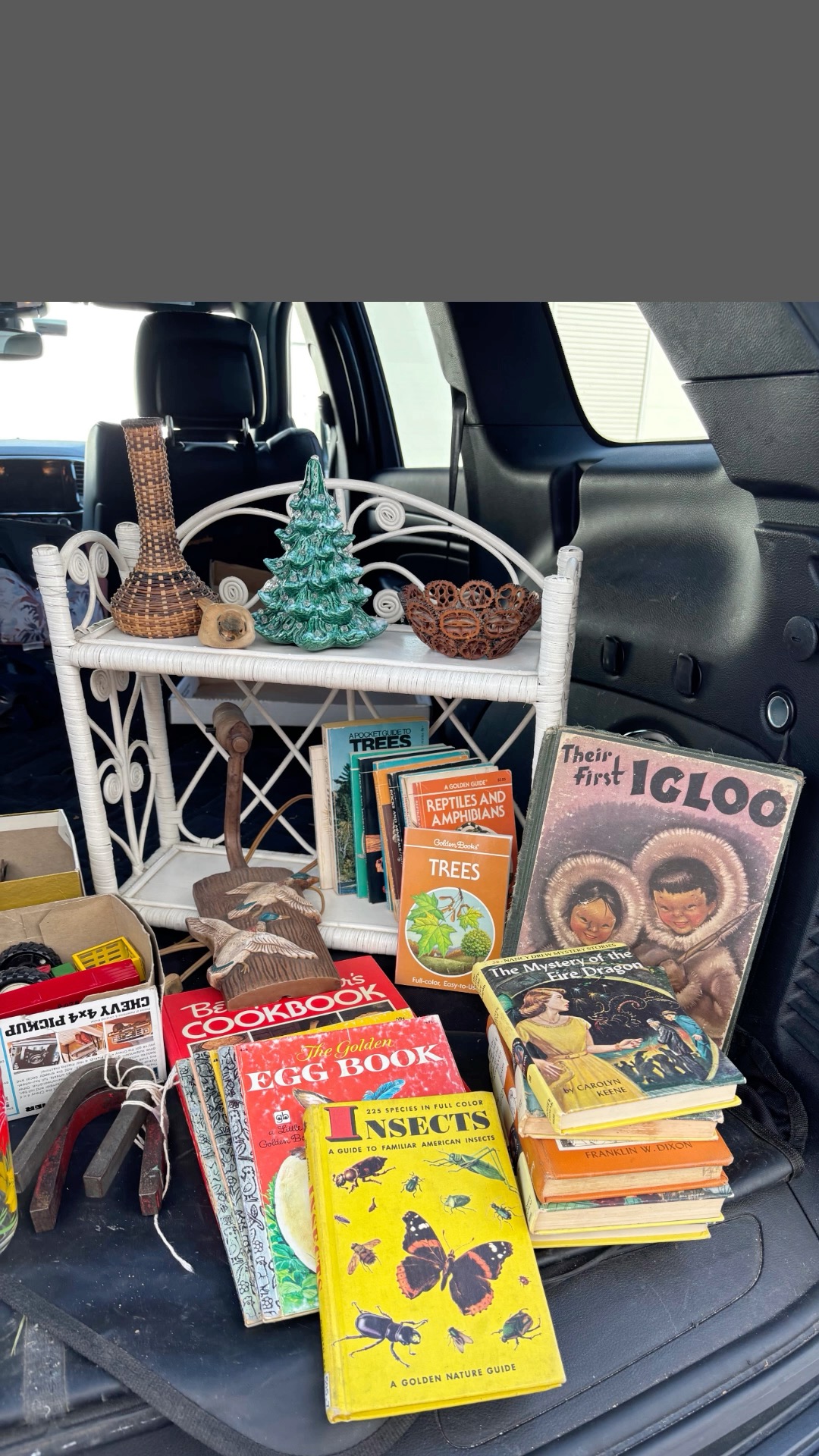 It was a pretty good day for garage sales today! The weather was picture perfect and the sales were plentiful! #junkismylife #garagesalefinds #littlegoldenbooks #woodendoughbowl #henonanest