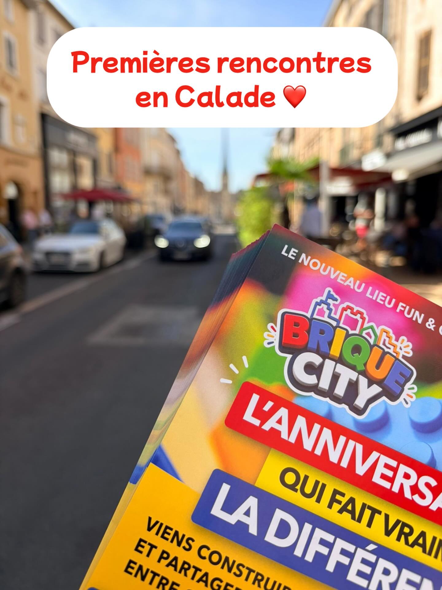 Ce matin, direction la rue nationale de Villefranche pour présenter Brique City et partager notre aventure à nos voisins.
Et franchement on est ravis ! 🤩
Un accueil chaleureux, des sourires, des encouragements sincères.
La Calade nous a ouvert les bras dès le premier jour.
Et cerise sur le gâteau ? Des conversations prometteuses sont déjà engagées avec certaines boutiques du coin. 🌟
On ne peut pas encore tout dévoiler mais les premières synergies locales commencent à émerger.
Merci à tous les commerçants qui nous ont reçus avec autant de bienveillance.
Vous faites partie de l’aventure. ❤️
Brique City arrive bientôt et on a hâte de vous recevoir !
@les_grands_gourmets
@cotesalonvillefranche
@jeff_de_bruges_villefranche
@jouet_recycles_abracadabric
@cookiesworld_69400
#villefranchesursaone #calade #anniversaire #beaujolais
#activitéenfant