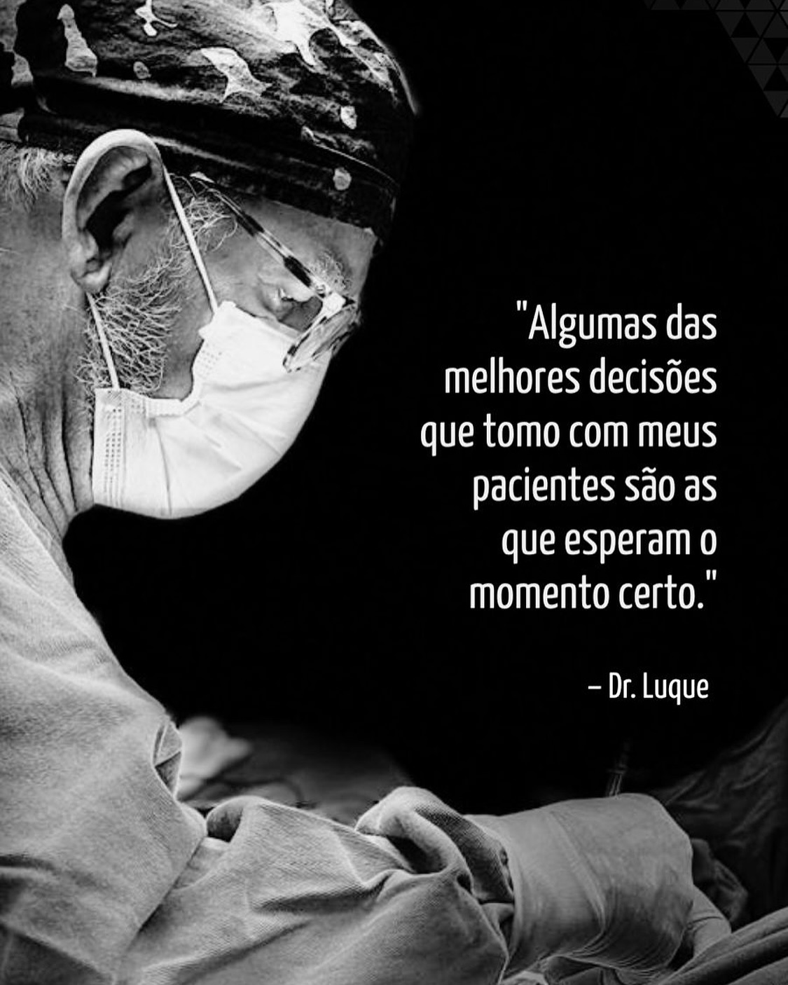 Algumas decisões exigem mais do que técnica. Exigem tempo.
Nem sempre o melhor caminho é o mais rápido. Em muitos casos, uma boa avaliação, uma conversa transparente e o respeito ao momento de cada paciente são tão importantes quanto o procedimento em si.
Acredito que resultados consistentes começam com escolhas bem pensadas — e que parte do meu trabalho é ajudar cada paciente a encontrar o momento certo para elas.
👉 Será um prazer conversar com você de forma tranquila e personalizada.
#DrLuque #ClínicaLuque #CirurgiaPlástica #CirurgiaPlásticaResponsável #ResultadosNaturais