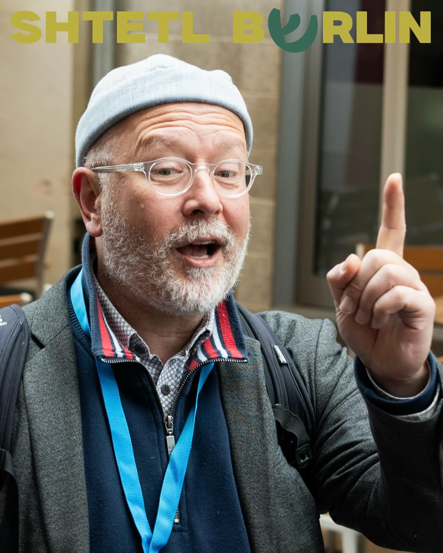 Now presenting Andreas Schmitges, musician, dance leader, musicologist, and curator of Yiddish Summer Weimar.
🧐 Curious about the connections between Ashkenazi Jewish and German folk song and dance? On June 13th, Andreas Schmitges will be delving into this in his lecture “From One Root? Ashkenazic and German Folk Culture.”
🎶 Visit our website (link in bio) for tickets and more information!
📸 Photo by our festival photographer Shendy Copitman @shendlcopitman
#yiddish #jewishstudies #jewishculture #berlinevents #musicology