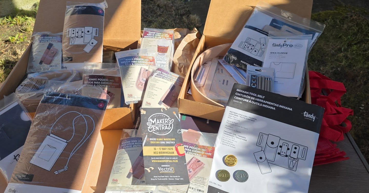 Sweepstake is closing tomorrow!
Head to my homepage to enter. All entrants receive a special something in their I box too!
Thanks @tandyleather for supporting the @makerscentral #leathertogether demonstration this year, and donating all these prizes!
#handmadebyalex #TandyLeather #makersgonnamake #leathercraft