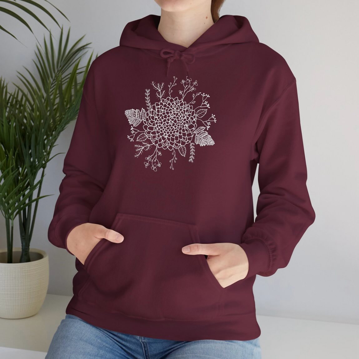 Definately getting chillier in Melbourne, as I sit on the train heading to the city for work. This hoodie design is definitely my favourite at the moment and I will be ordering one soon But the question is which colour? Which is your favourite? I have the design printed in black and white on a variety of colours. Stay warm!
#coolhoodie #organicdesigns #floralhoodie #sandravincentart