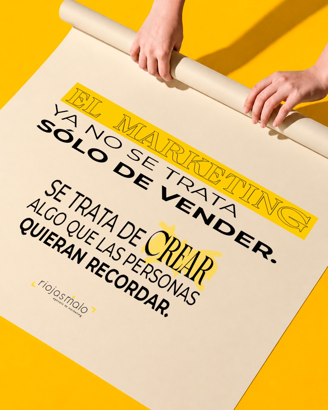 Las personas olvidan anuncios pero recuerdan historias, experiencias y emociones.
Las marcas que realmente conectan
son las que logran quedarse en la mente de las personas incluso después de hacer scroll.
✨ Ahí es donde empieza el verdadero impacto.