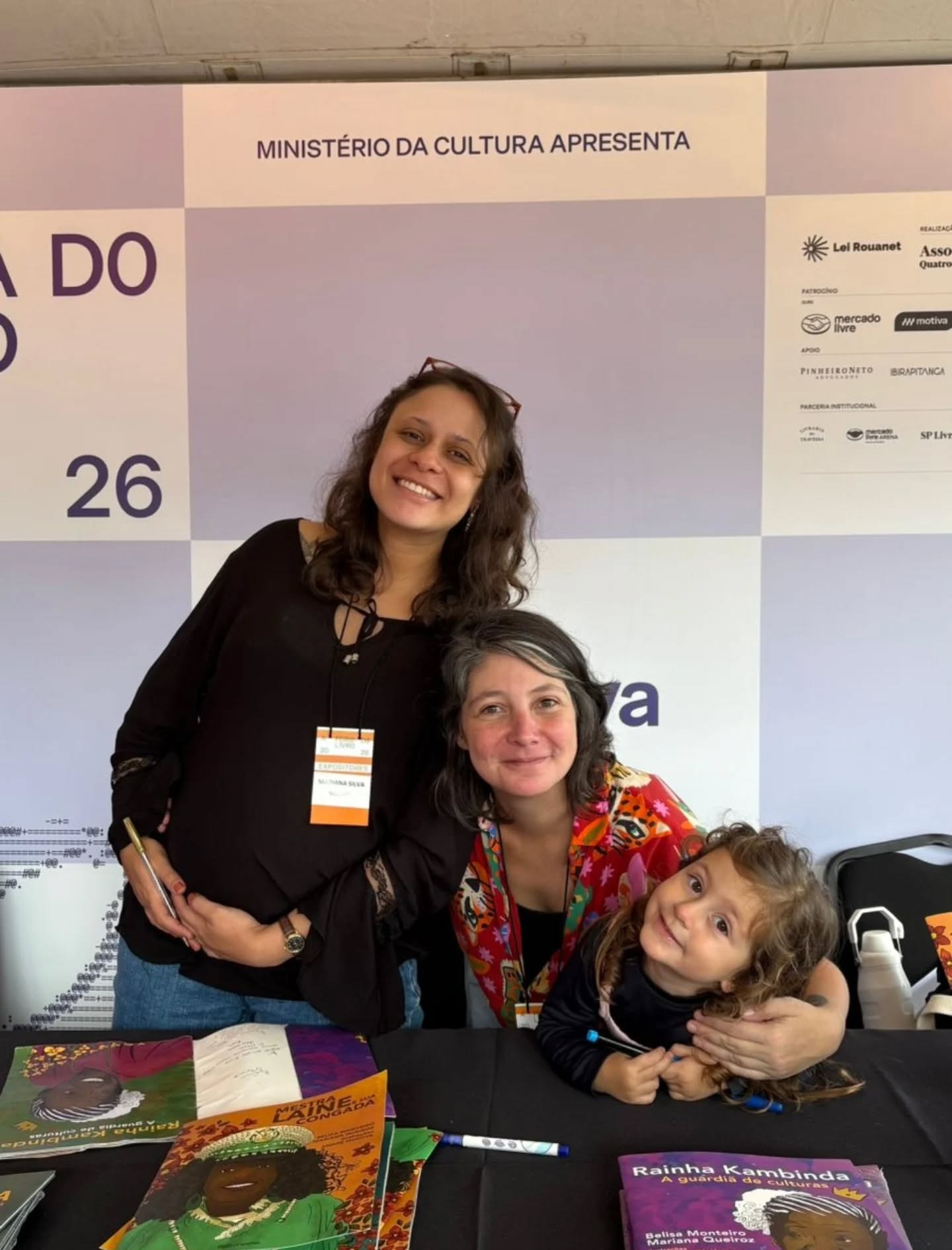 📷 1, 2 e 3 @mariaclaraloureiro
@afeiradolivro