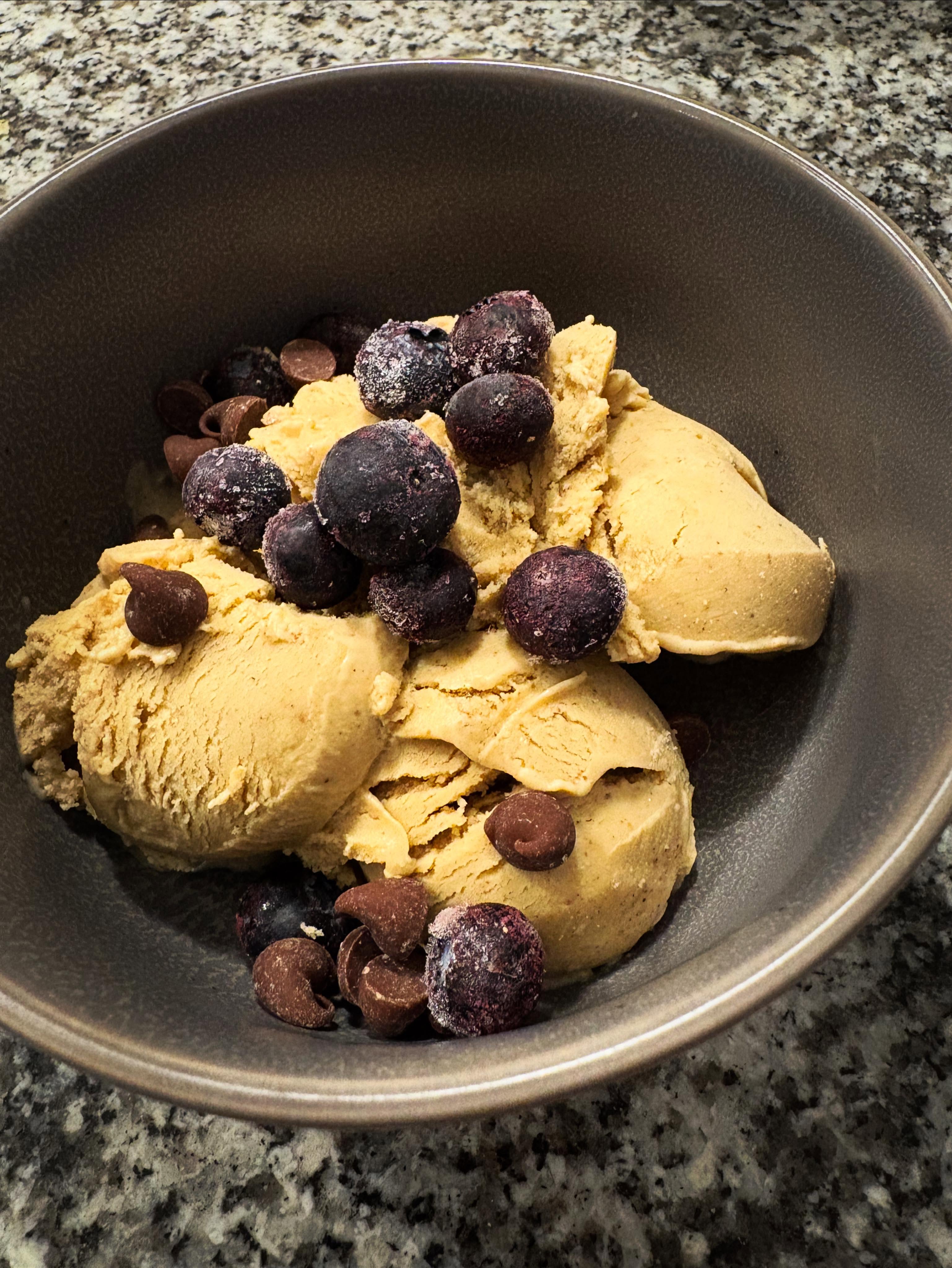 This morning I had egg whites for breakfast - not for health reasons (although I do still know the WW point values…), but because six egg yolks went into this masala chai ice cream that I made to use up some dairy products in the fridge. I didn’t put any actual tea in it, just the chai spices, but YUM! Also, guess I’ll keep the ice cream maker.
#Dessert #IceCream #Blewbs #Chai