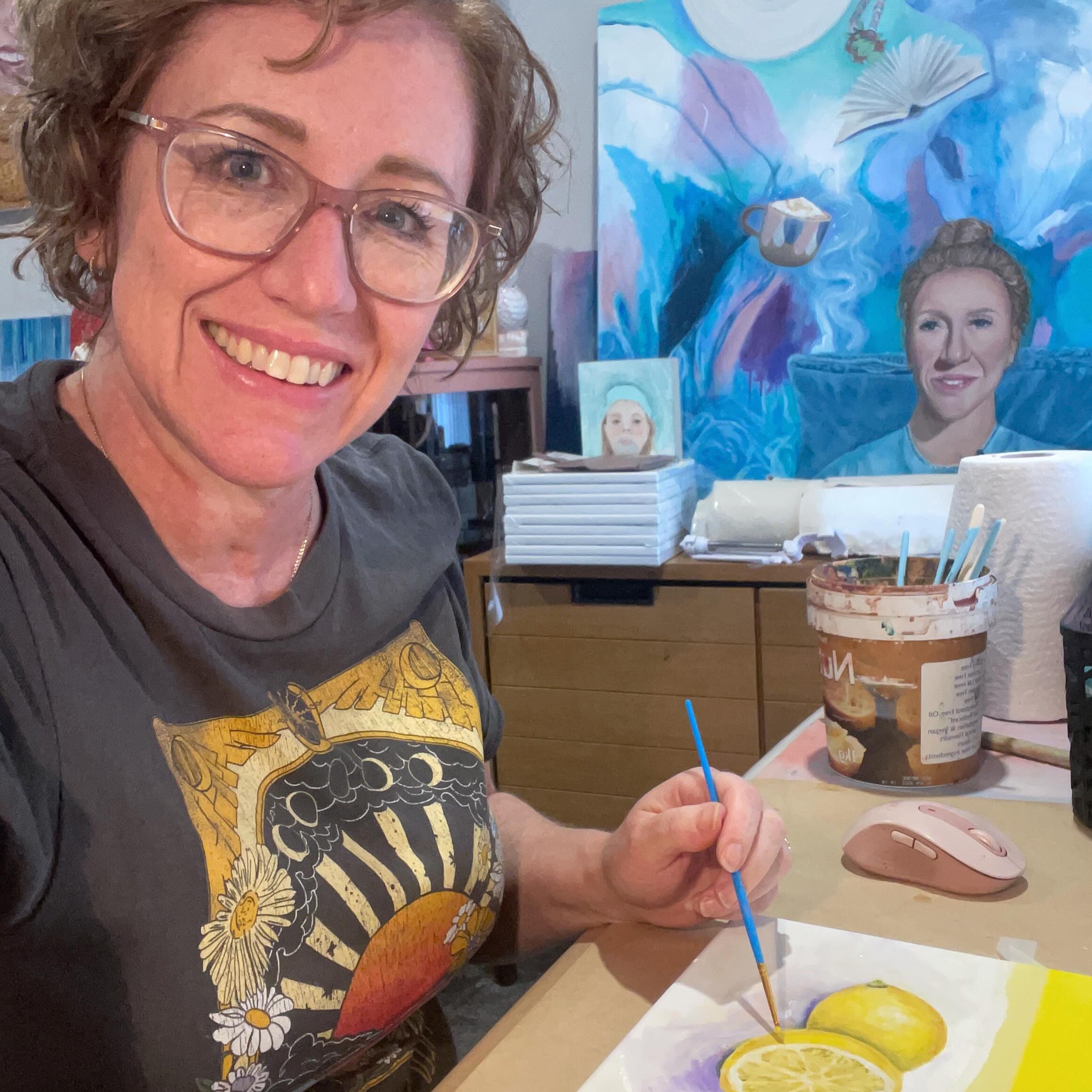 Saturday lemon painting. Was nice doing a painting in an afternoon, most of mine take so long as they are large or with lots of detail. I did video some of it too so will post that in the coming days. Was thinking of doing a few of these, what fruit should be next?
#lemonpainting #fruitpainting #melbourneart #acrylicpainting #yellowart