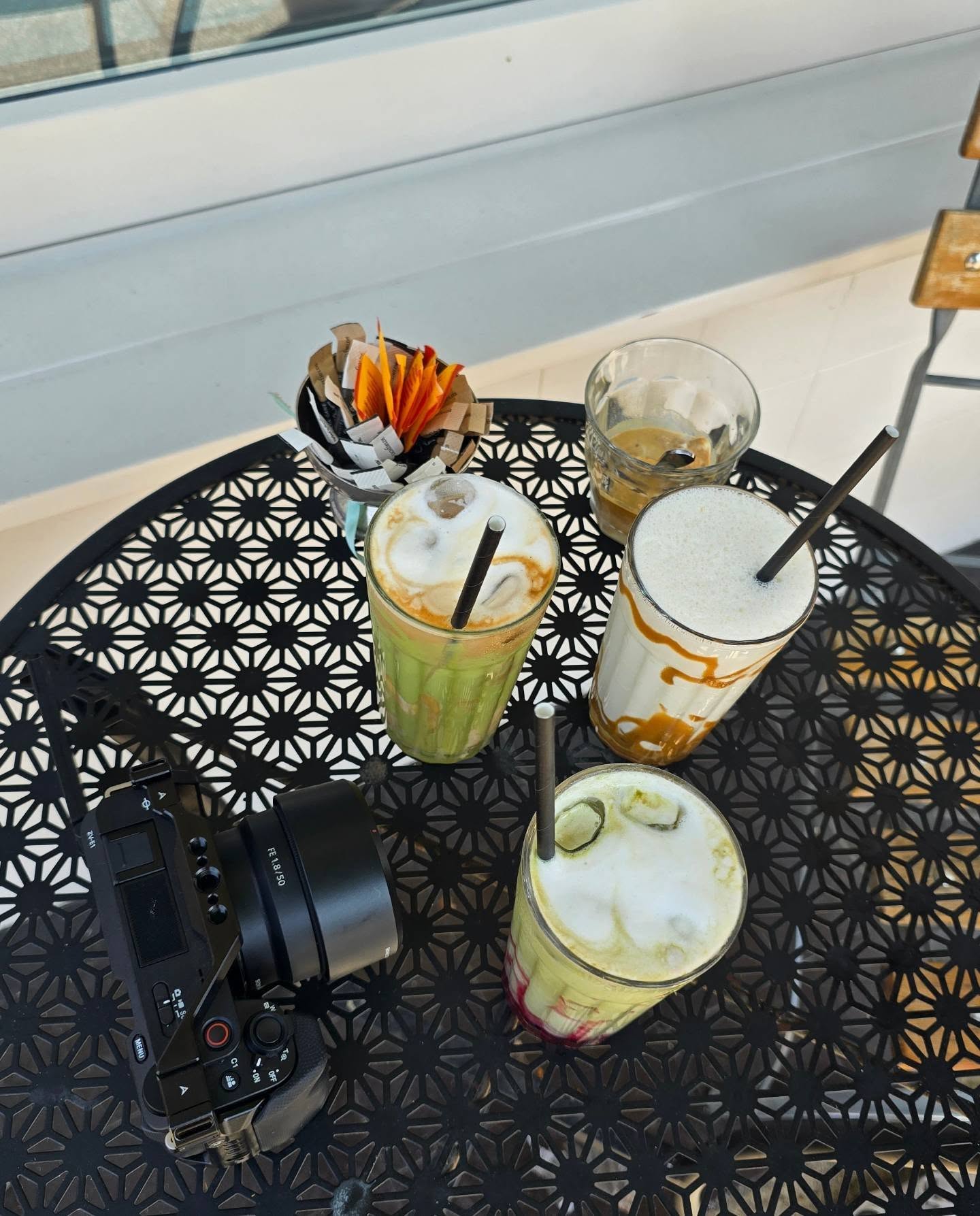 Pretty much the only shot I took for my own business in May due to having gotten MARRIED π€
Hope you like ππΌββοΈ
BTS with our fab clients @stoptheworldcafe π